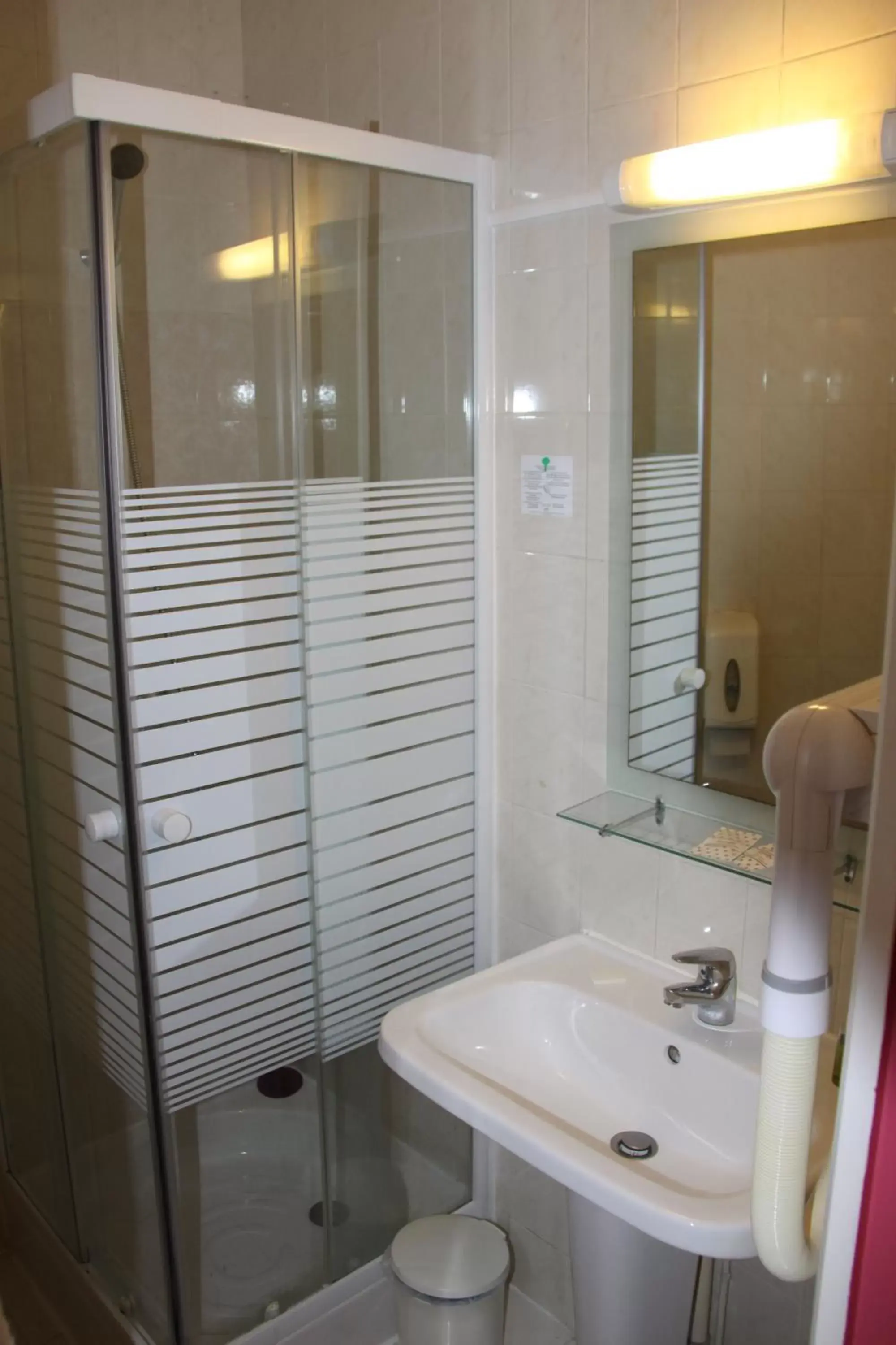 Shower, Bathroom in Hôtel Notre Dame
