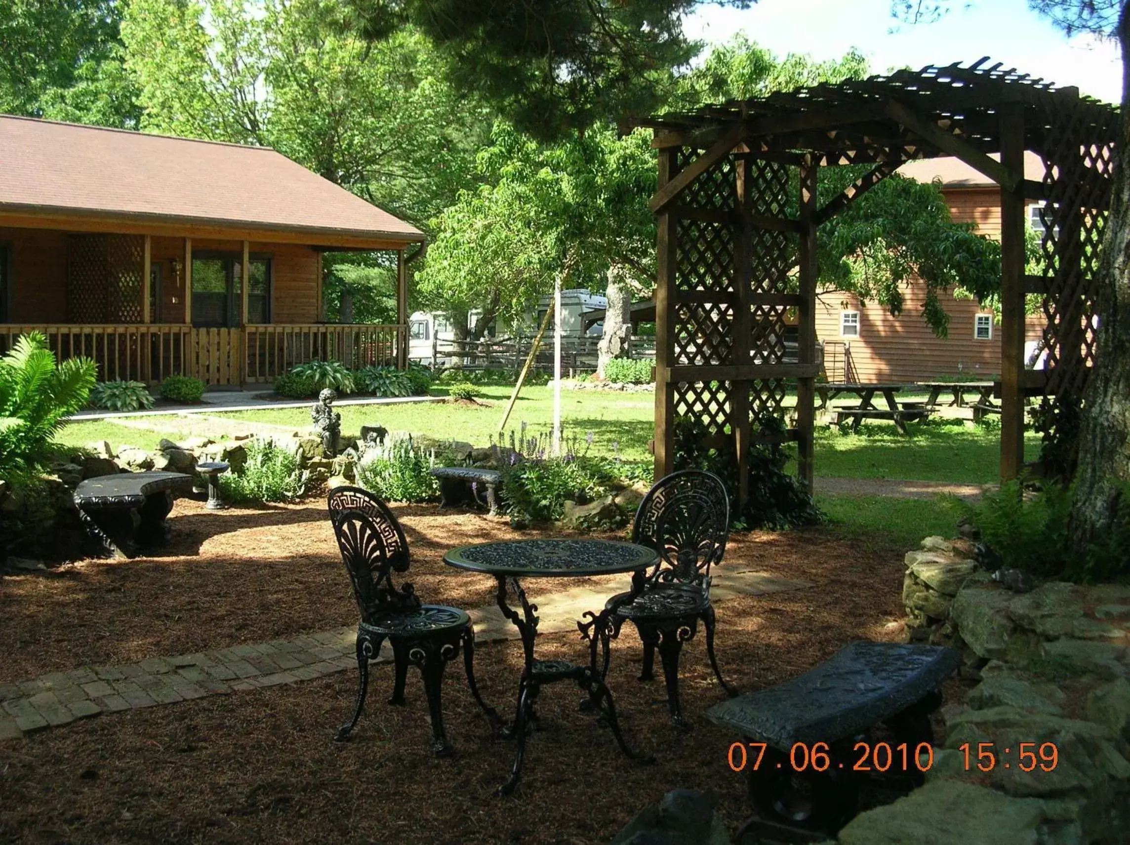 Garden in Bent Mountain Lodge Bed And Breakfast, Inc.