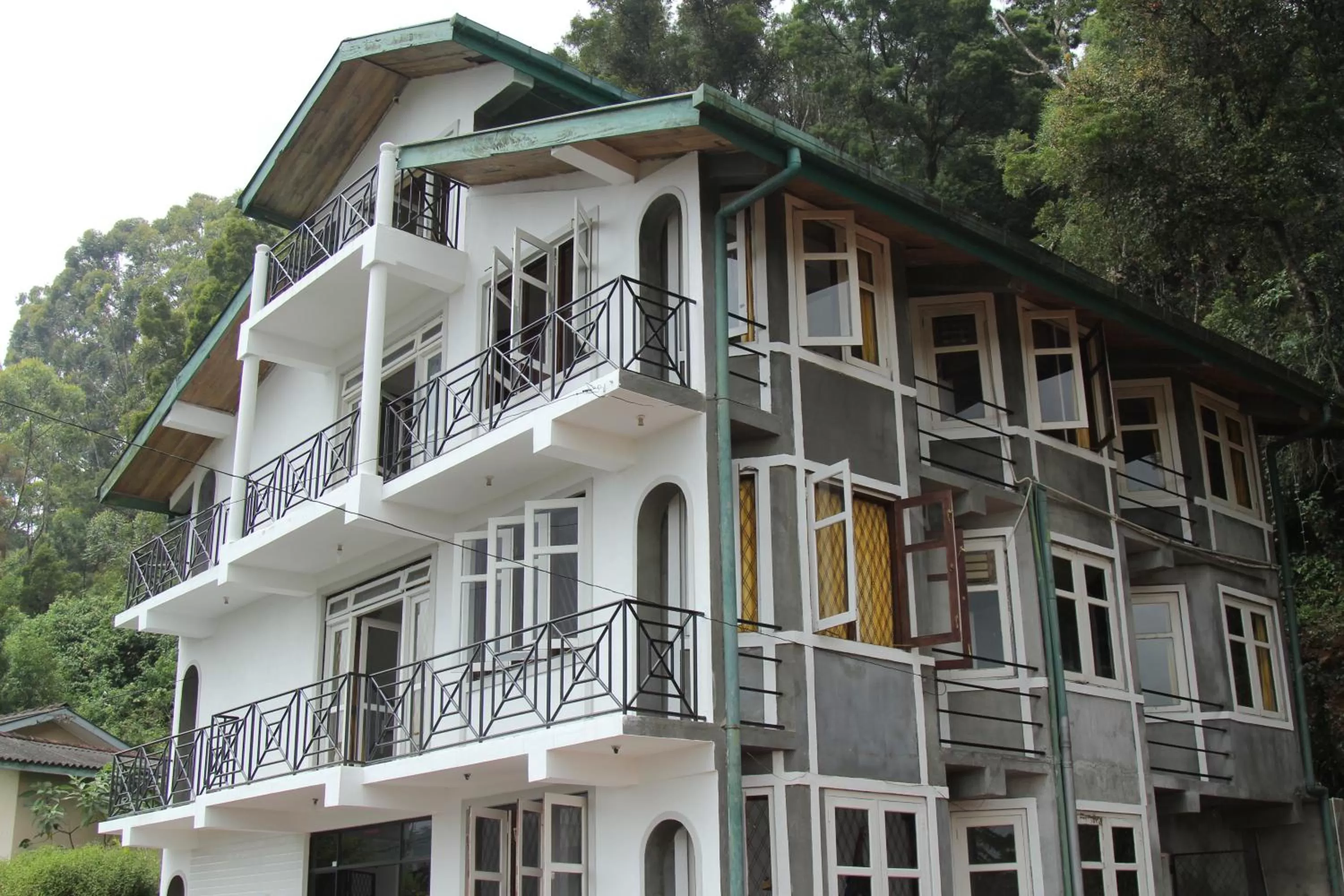 Property building in Panorama Accommodations Nuwara Eliya