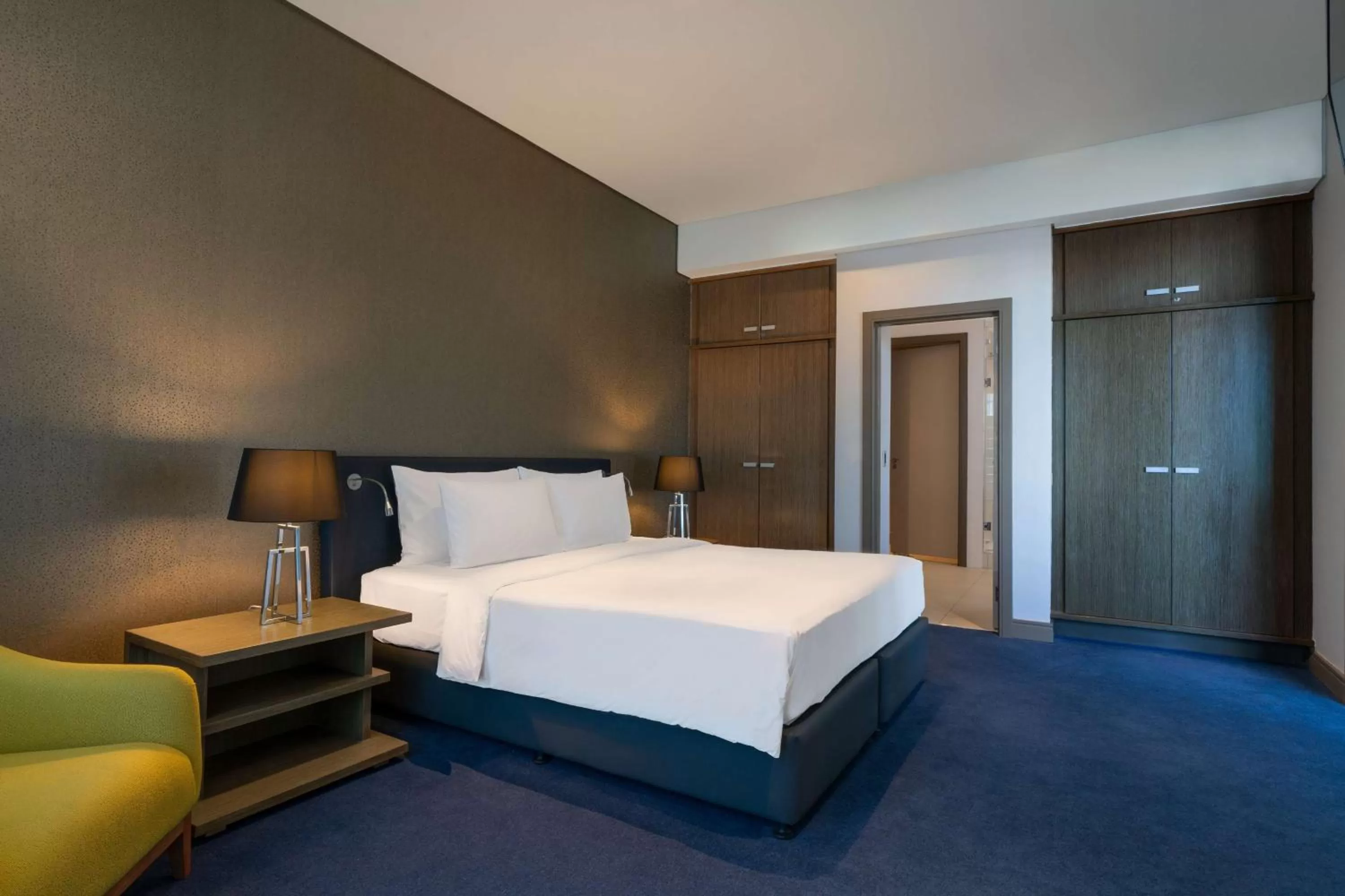 Photo of the whole room, Bed in Radisson Blu Gautrain Hotel, Sandton Johannesburg