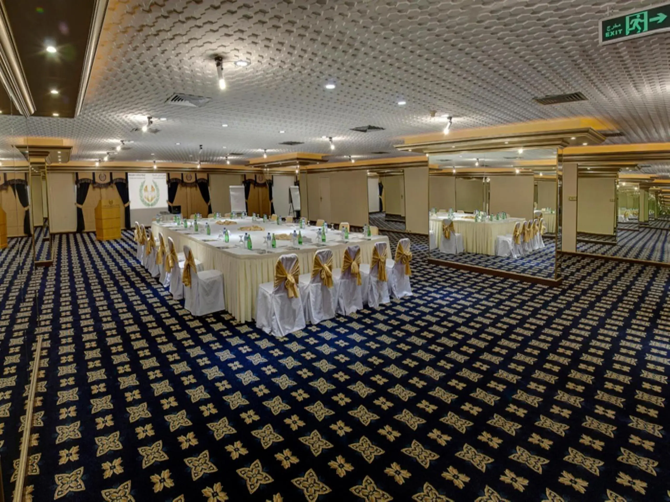 Business facilities, Banquet Facilities in Sharjah Carlton Hotel