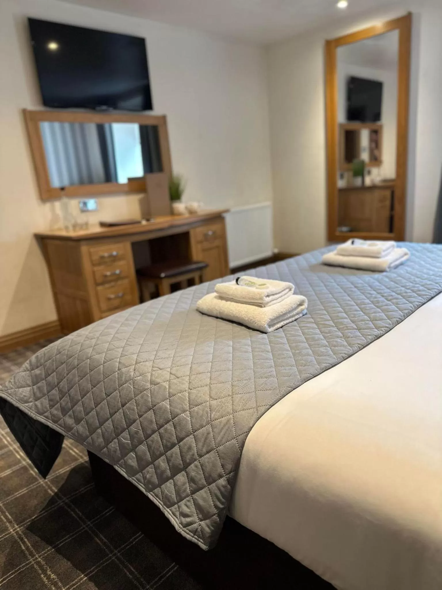 Bed in Nithsdale Hotel