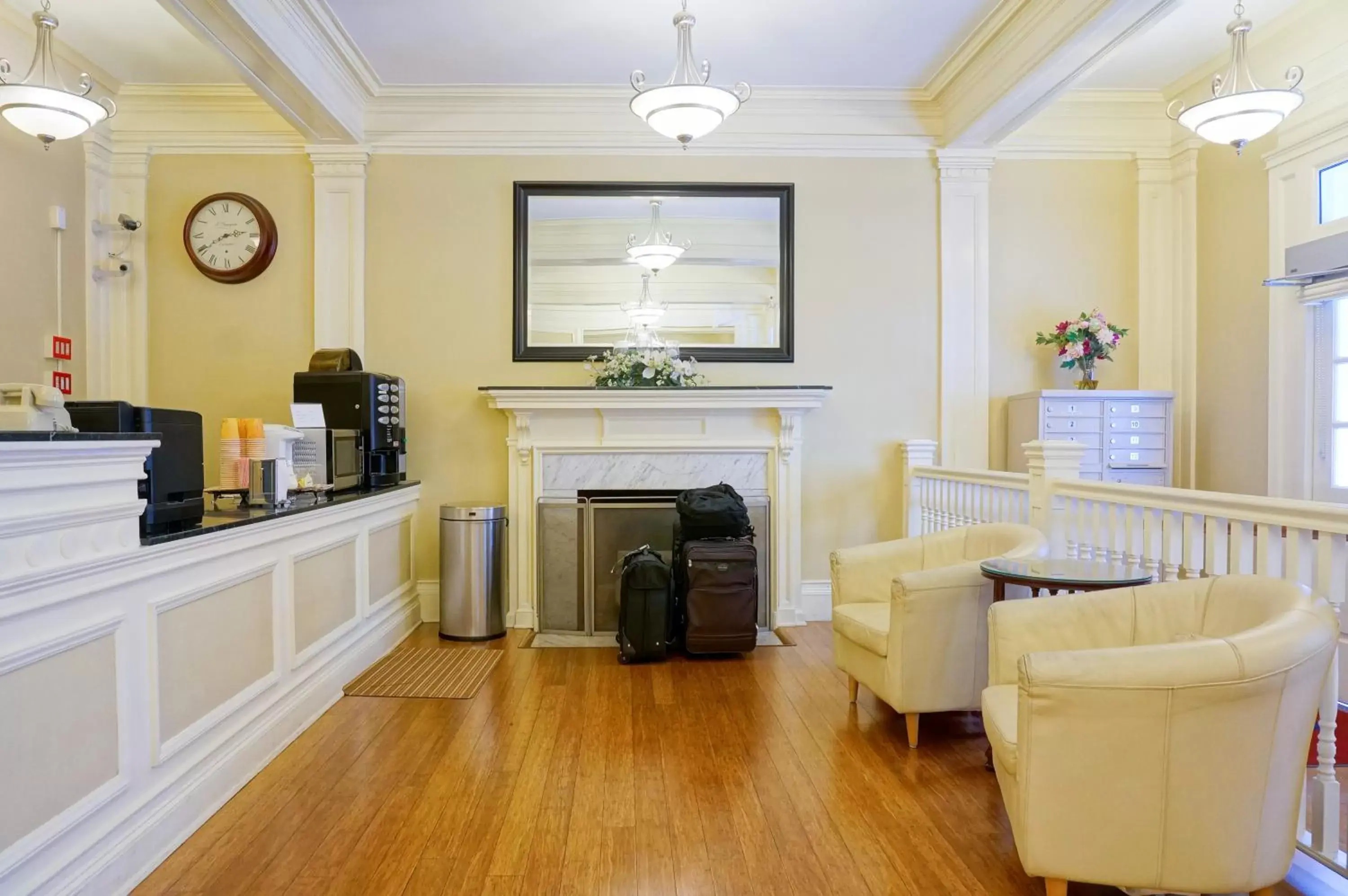 Lobby or reception in Grant Hotel Lobby or reception in Grant Hotel