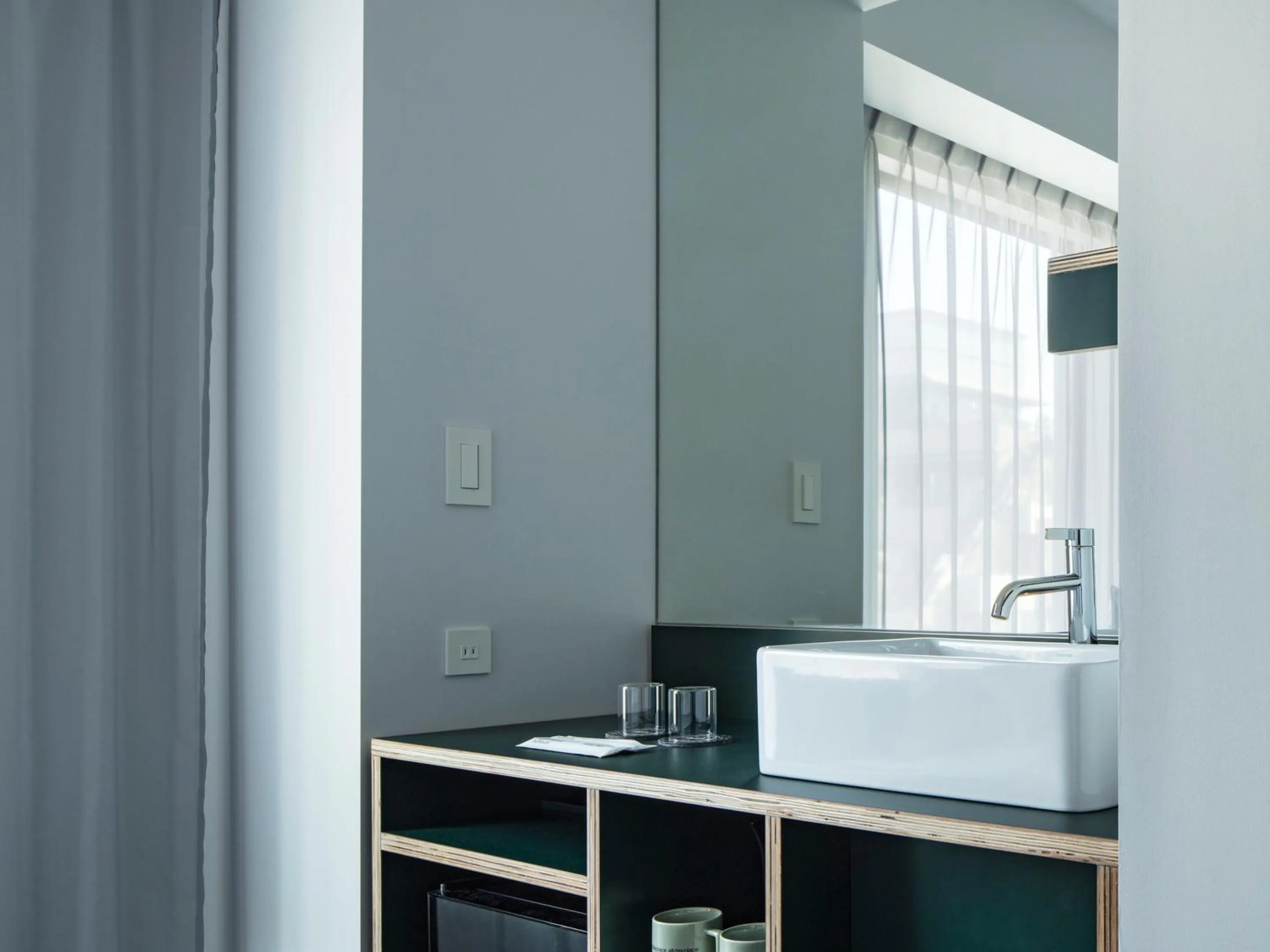 Photo of the whole room in all day place shibuya