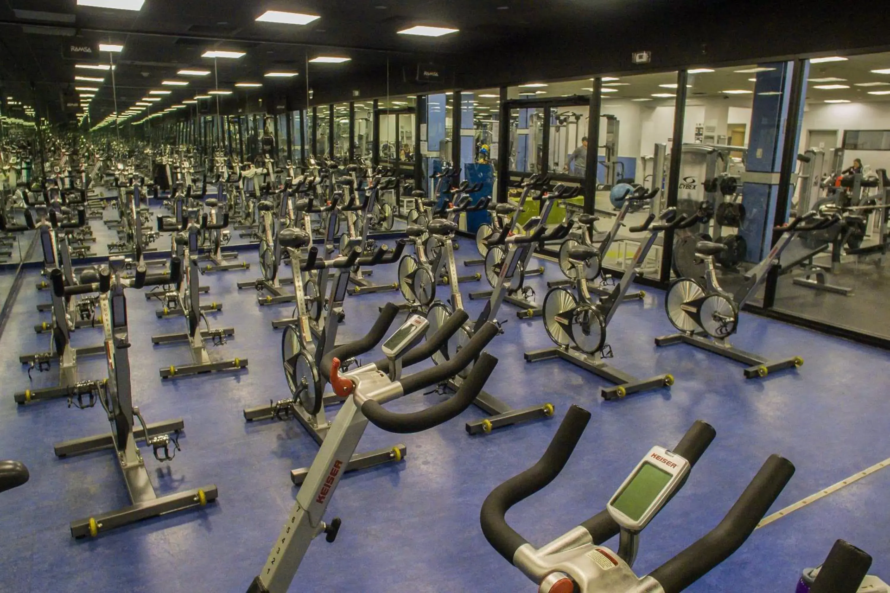 Fitness centre/facilities, Fitness Center/Facilities in Teaneck Marriott at Glenpointe
