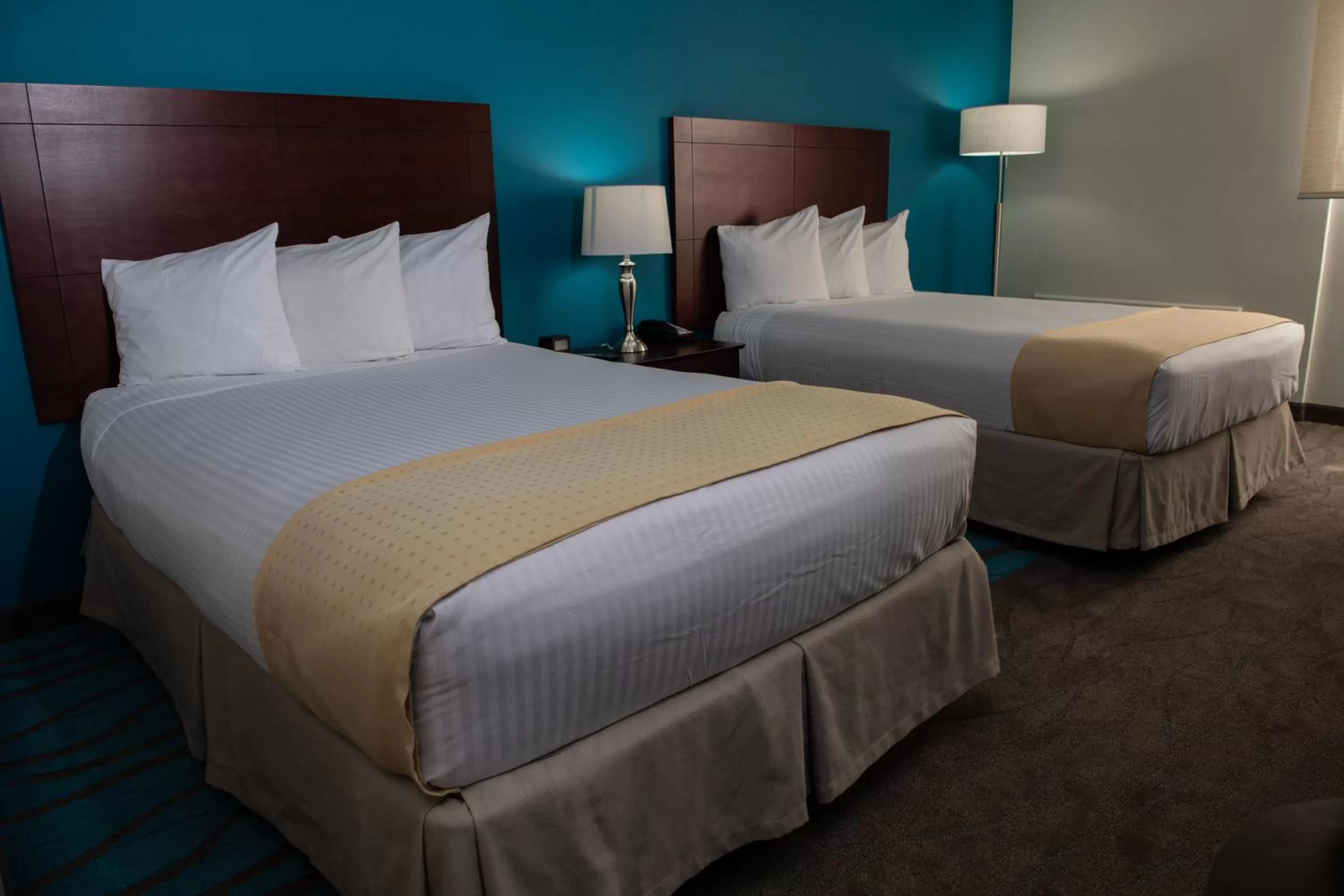 Photo of the whole room, Bed in Caribe Hotel Ponce