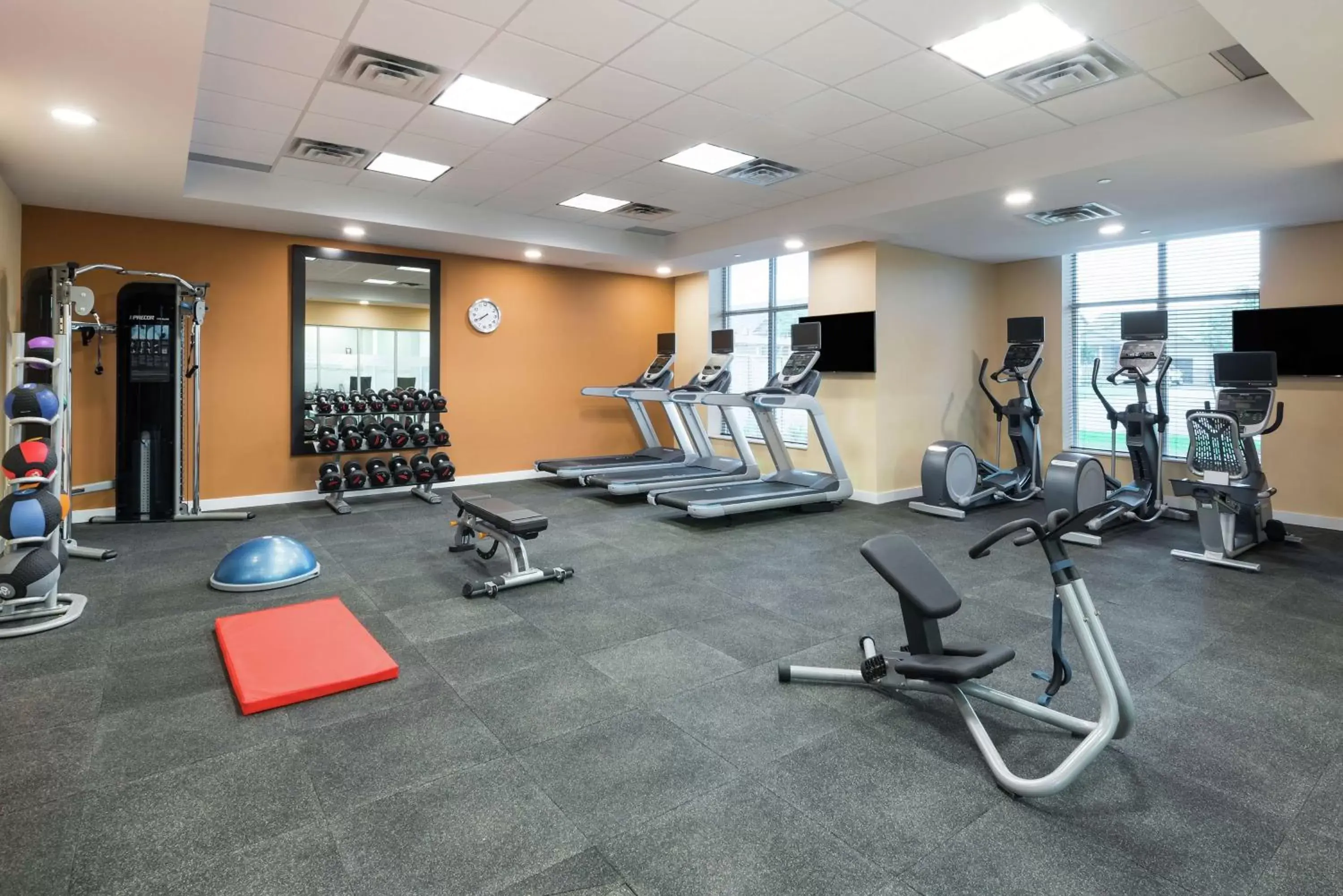 Fitness centre/facilities, Fitness Center/Facilities in Homewood Suites By Hilton Ottawa Airport