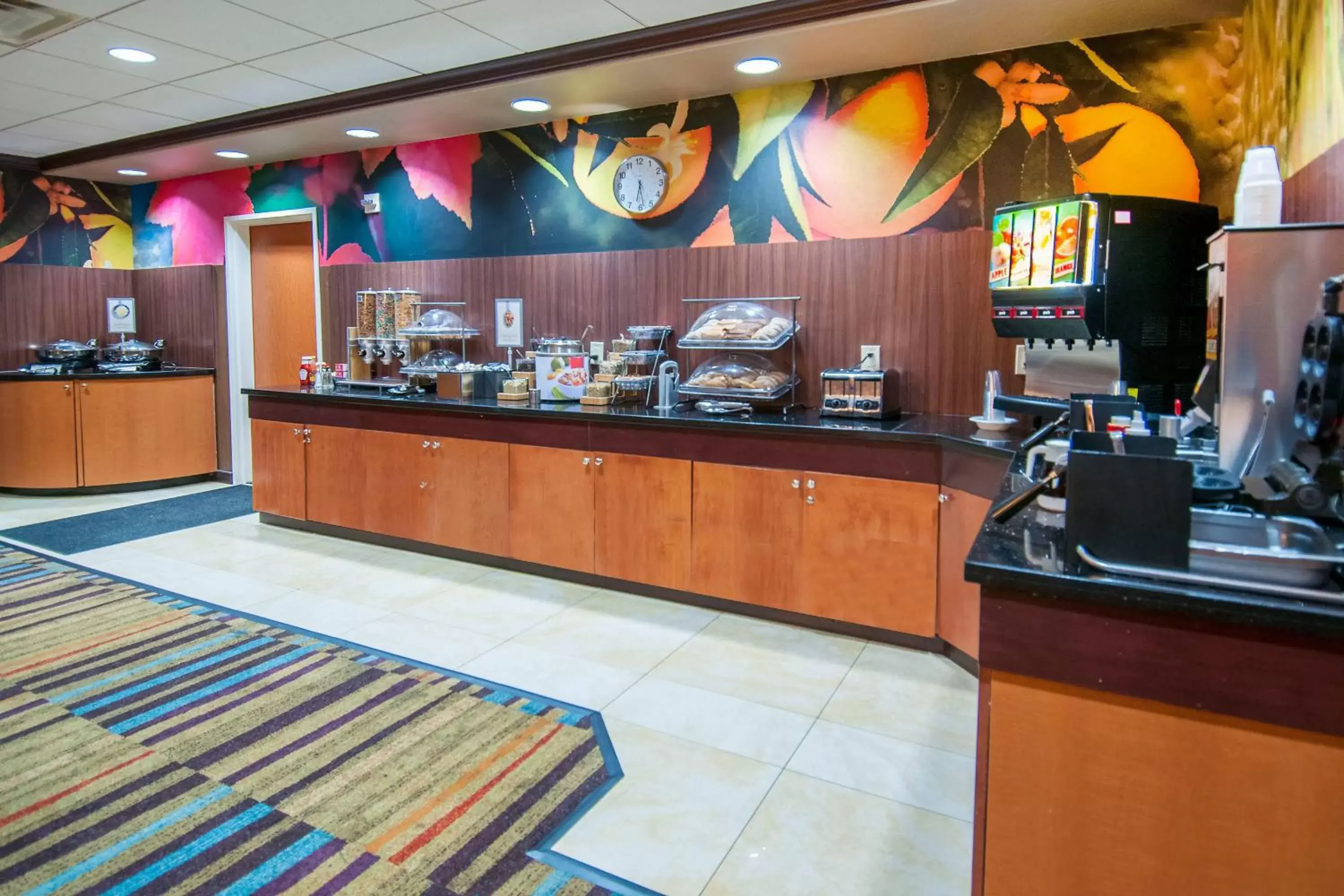 Breakfast in Fairfield Inn & Suites by Marriott San Antonio North/Stone Oak