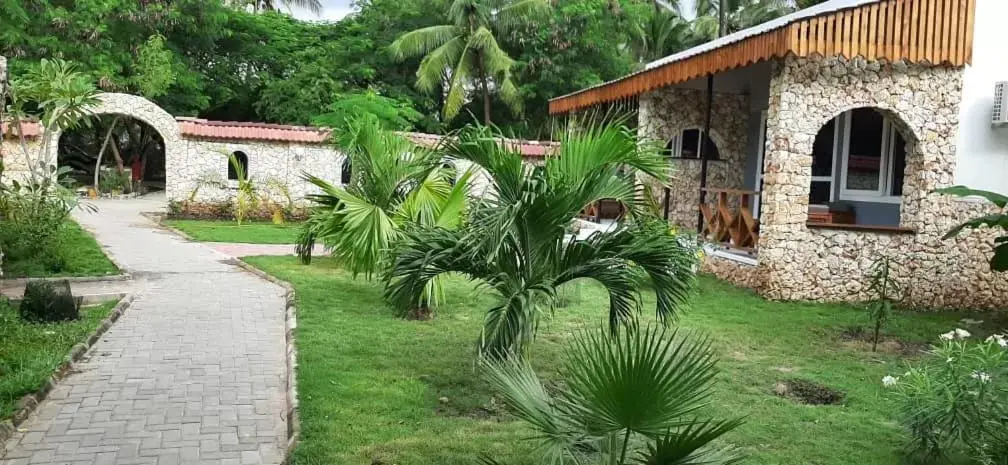 Garden in Kijiji Beach Resort