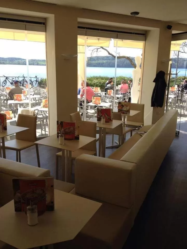 Restaurant/places to eat in Hotel Strandcafé Dischinger