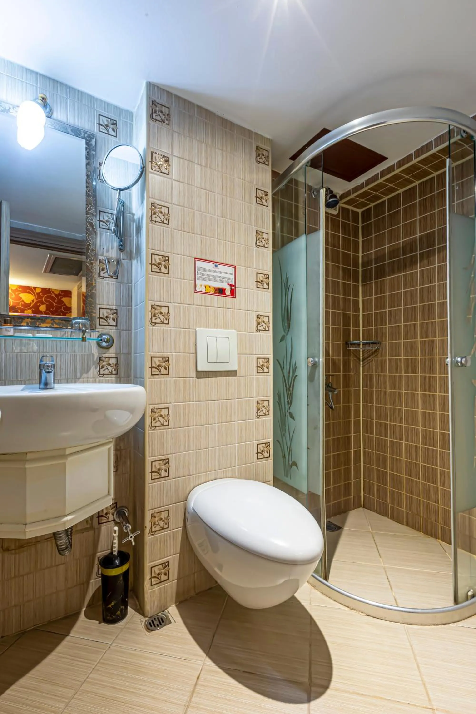 Shower in Marmaray Hotel