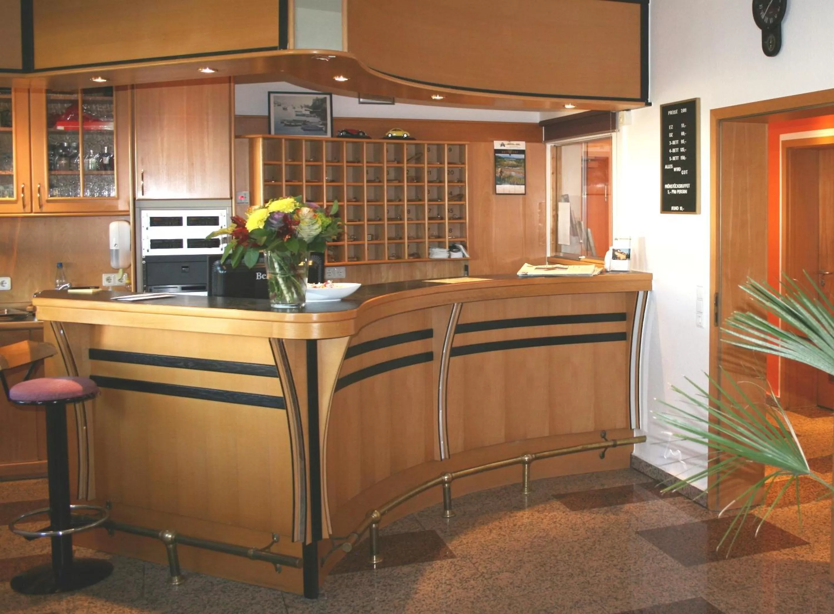 Lobby or reception in HOTEL PARQÉO im A66