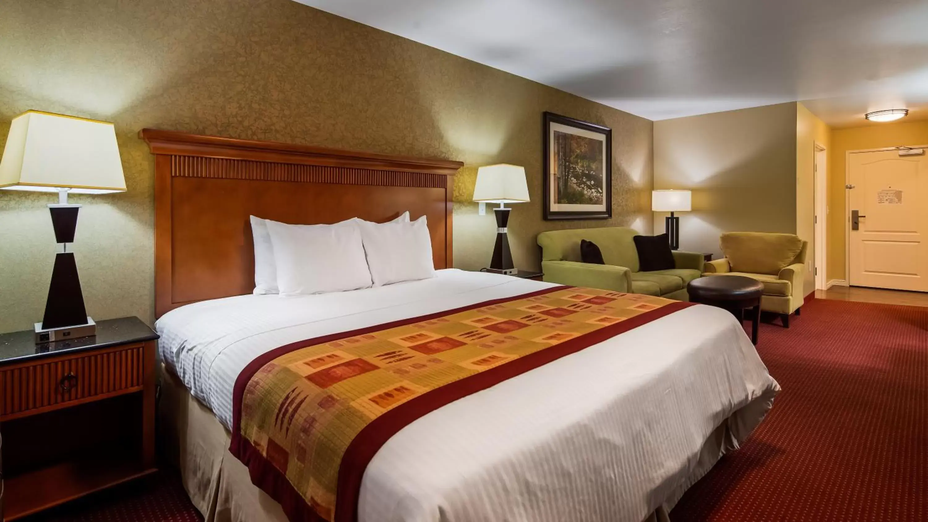 Bed in Best Western Plus Layton Park Hotel