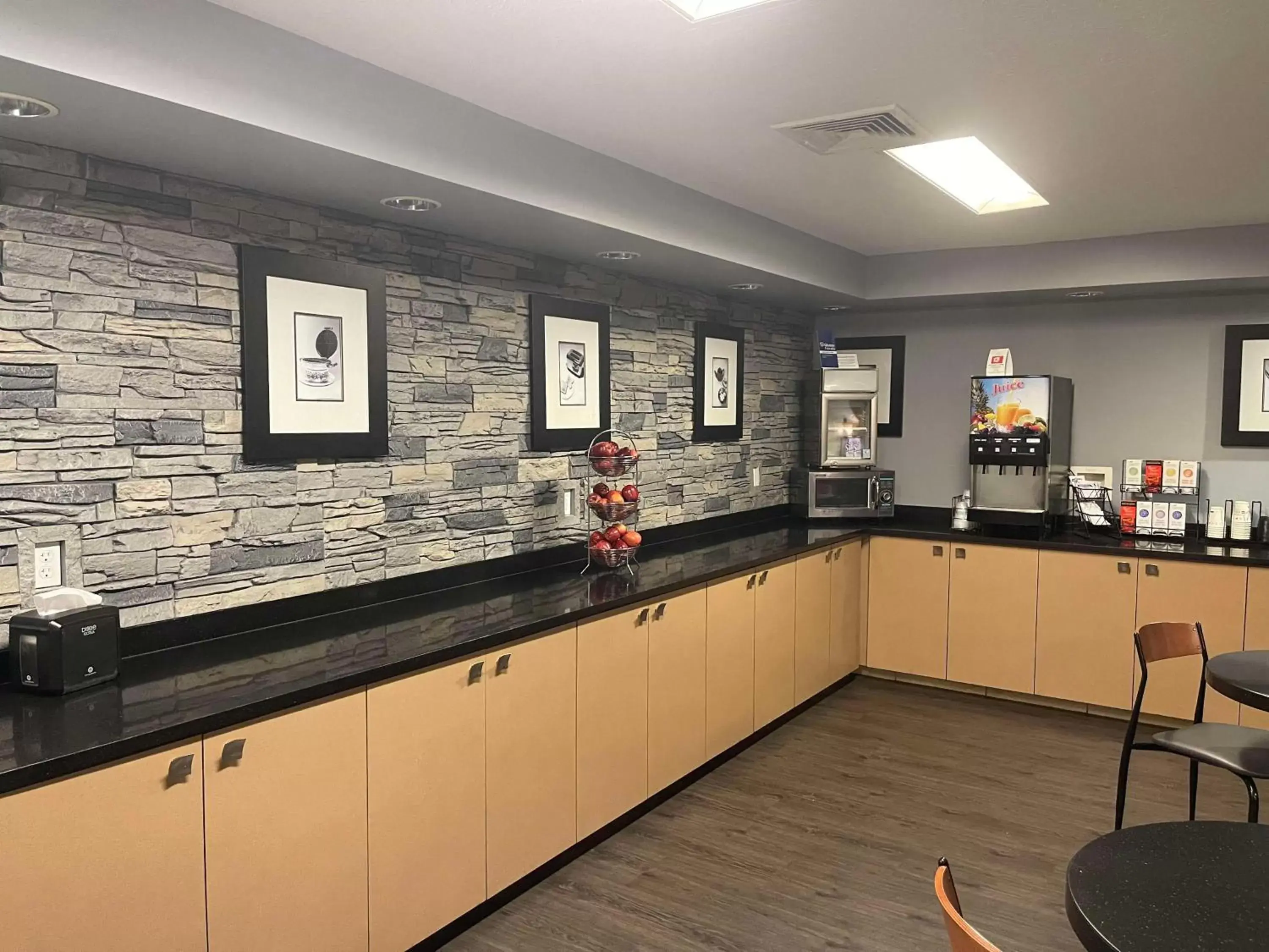 Breakfast in Best Western DuBois Hotel Breakfast in Best Western DuBois Hotel