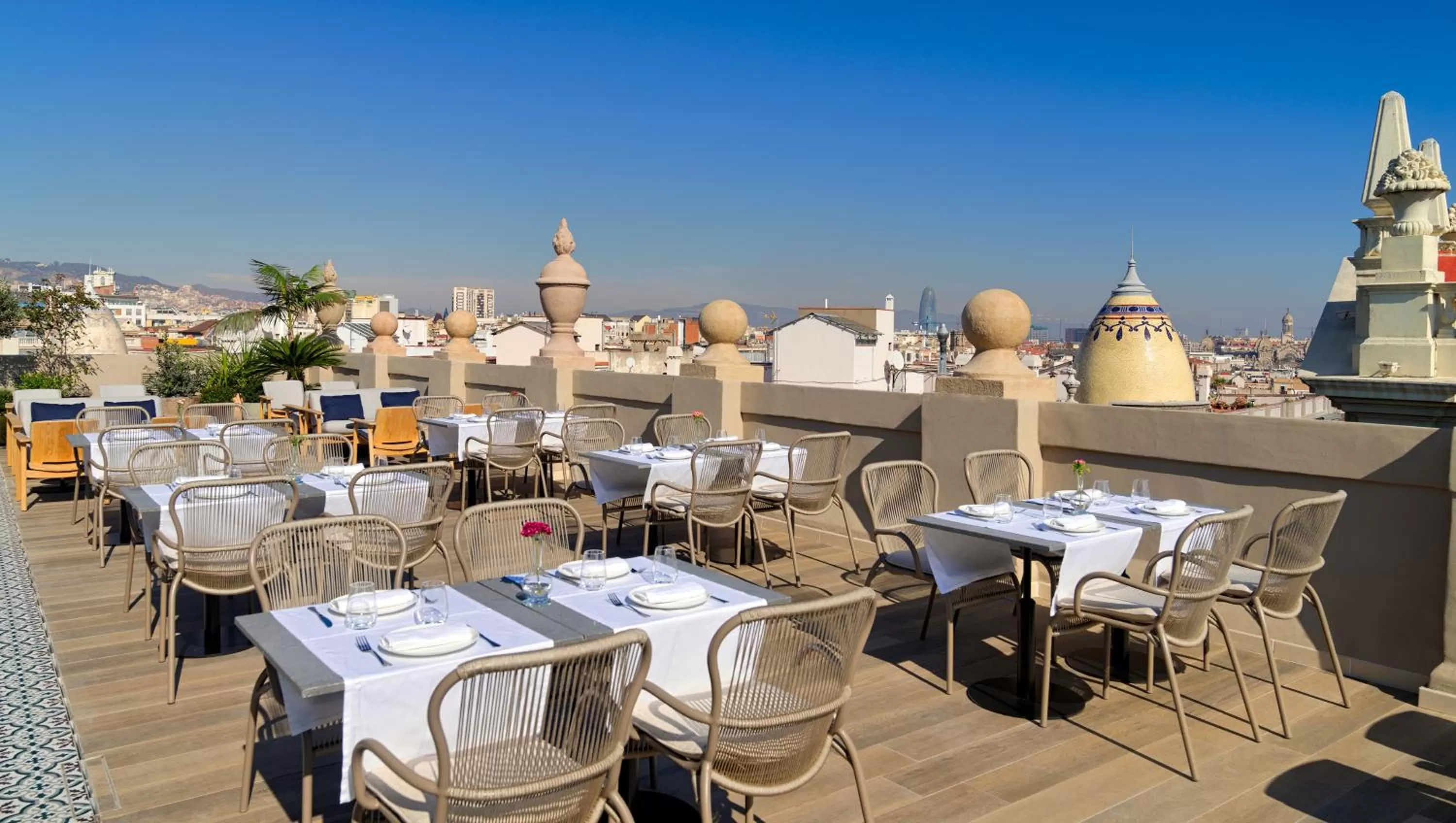 Balcony/Terrace in H10 Madison 4* Sup