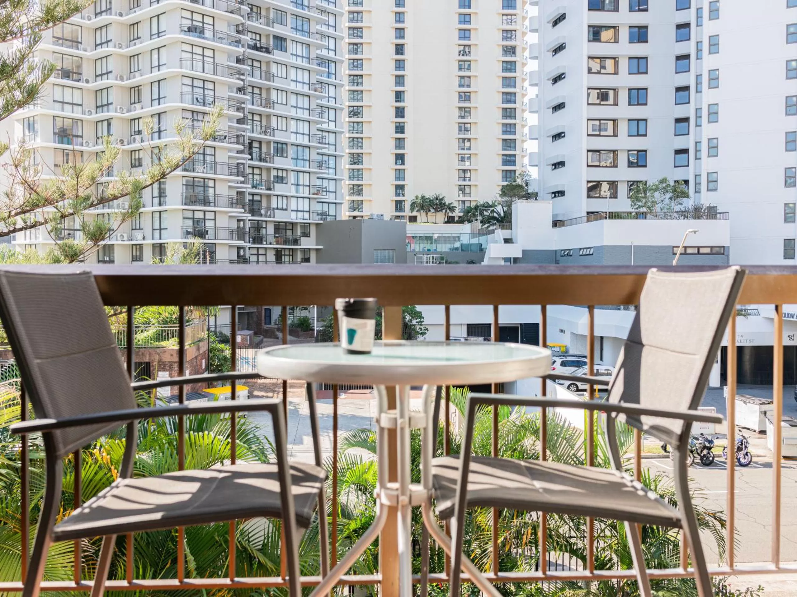 Balcony/Terrace in Trickett Gardens Holiday Inn