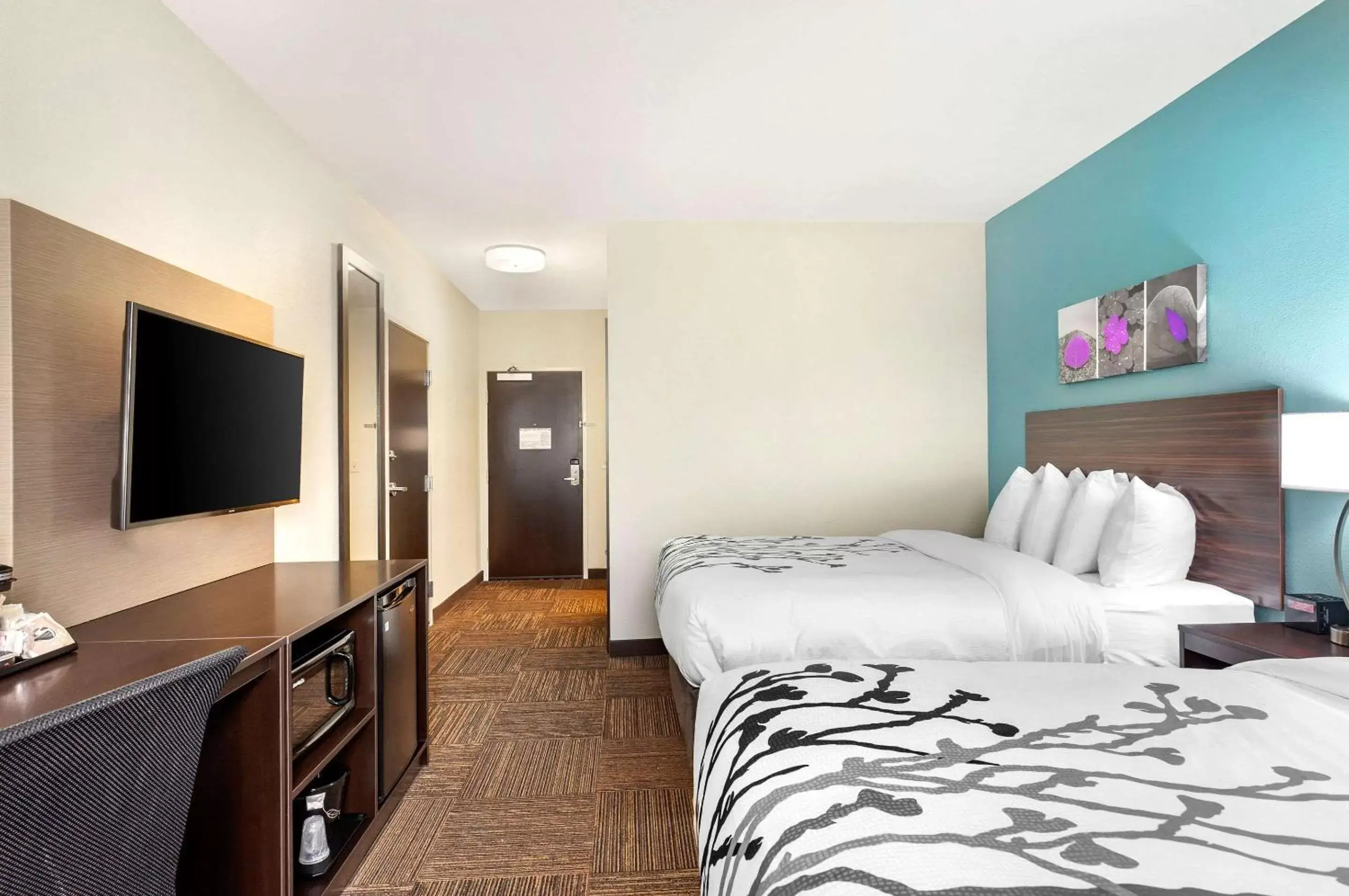 Photo of the whole room, Bed in Sleep Inn Lancaster Dallas South Photo of the whole room, Bed in Sleep Inn Lancaster Dallas South