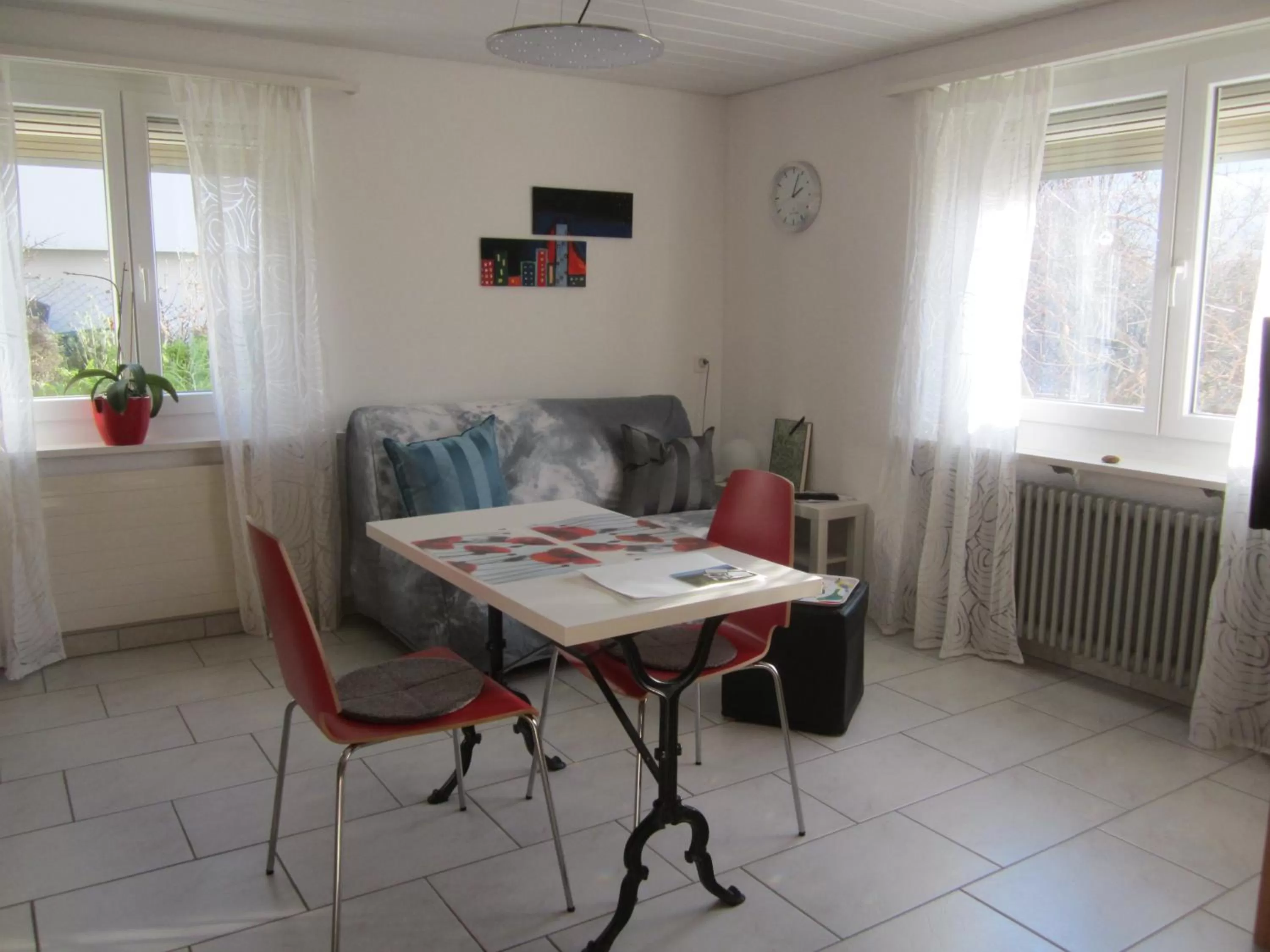 Photo of the whole room in BnB Mönthal im Jurapark