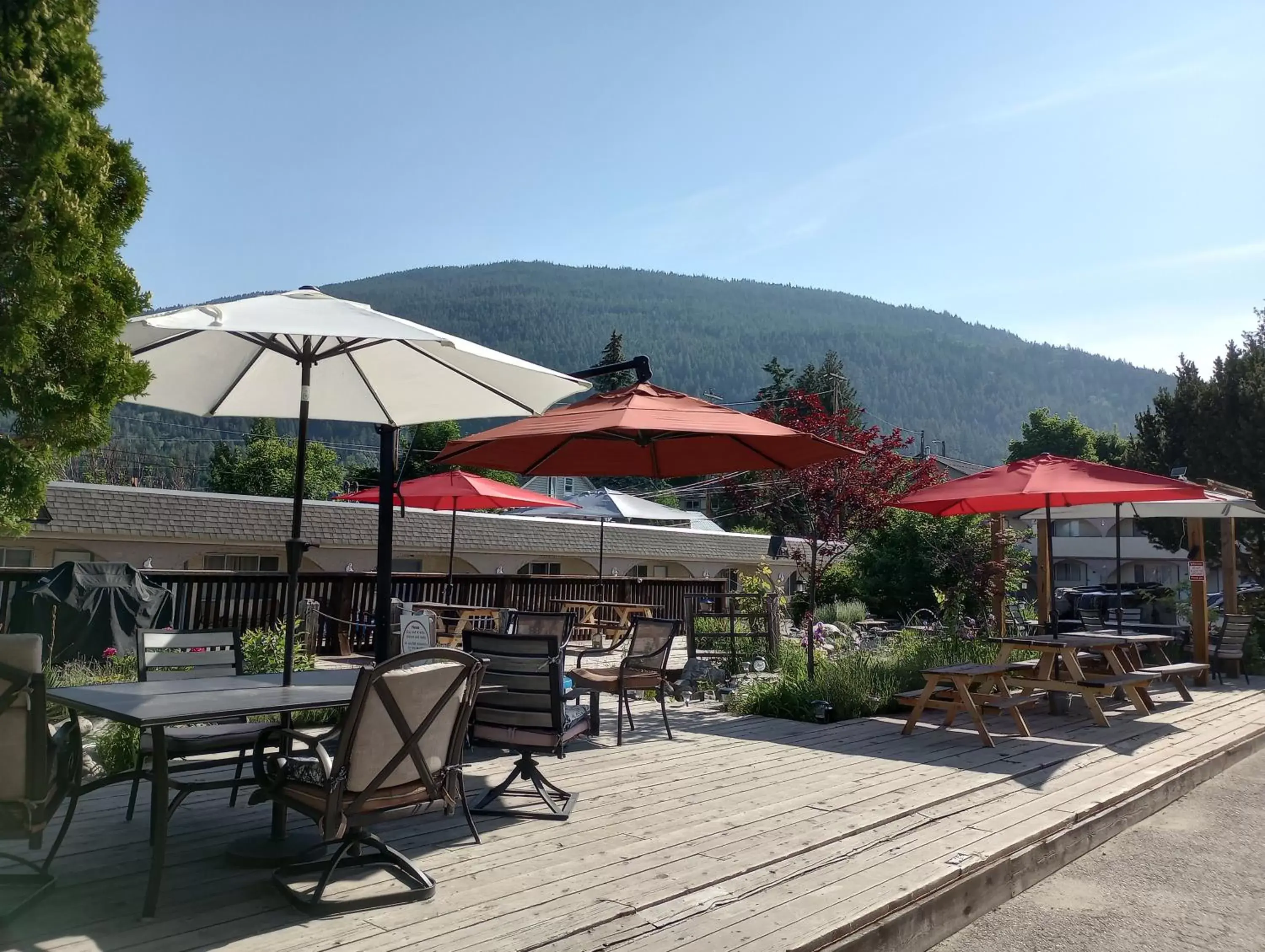 Balcony/Terrace in Magnuson Hotel Creston