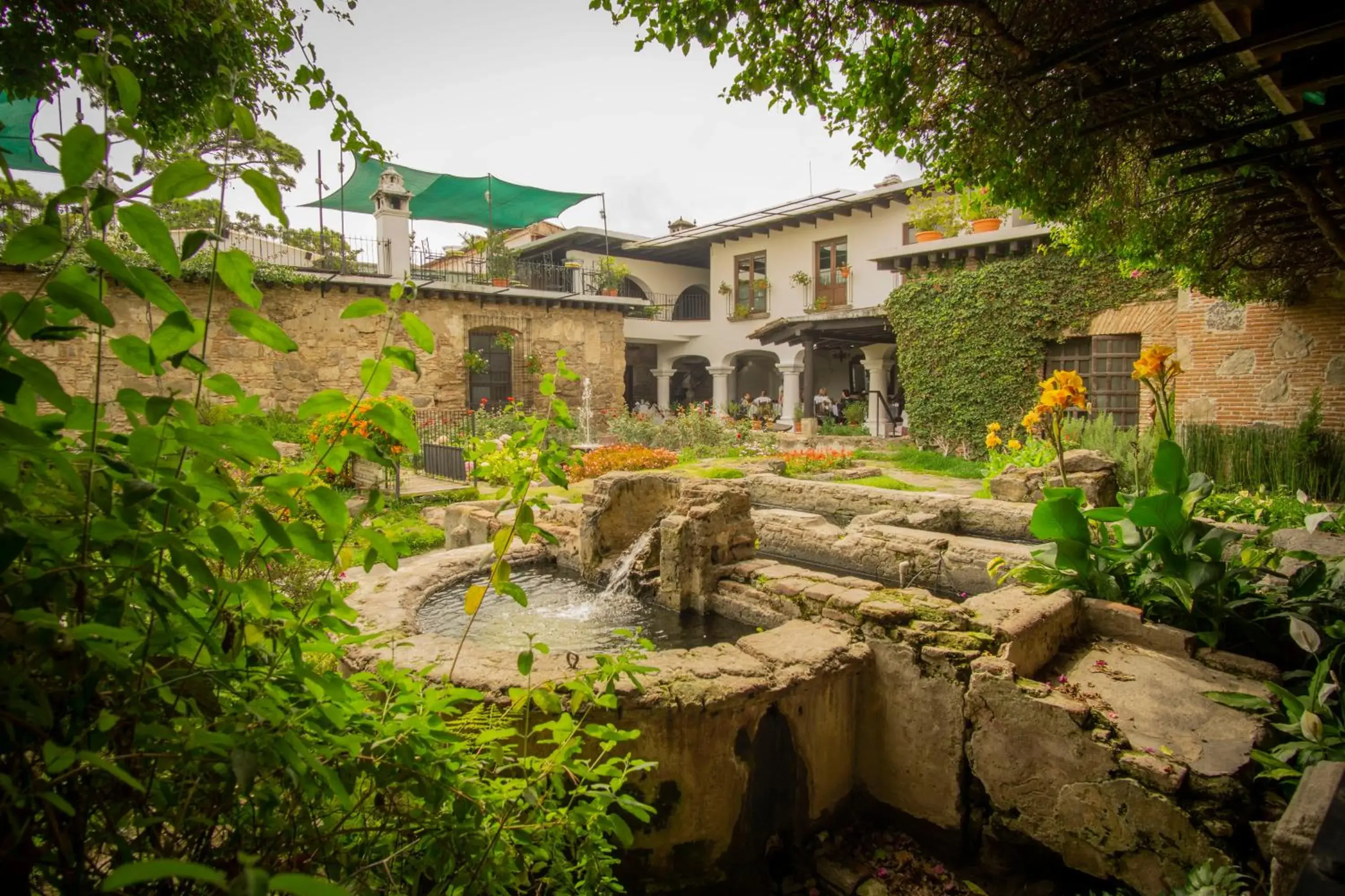 Property Building in Hotel Posada de Don Rodrigo Antigua