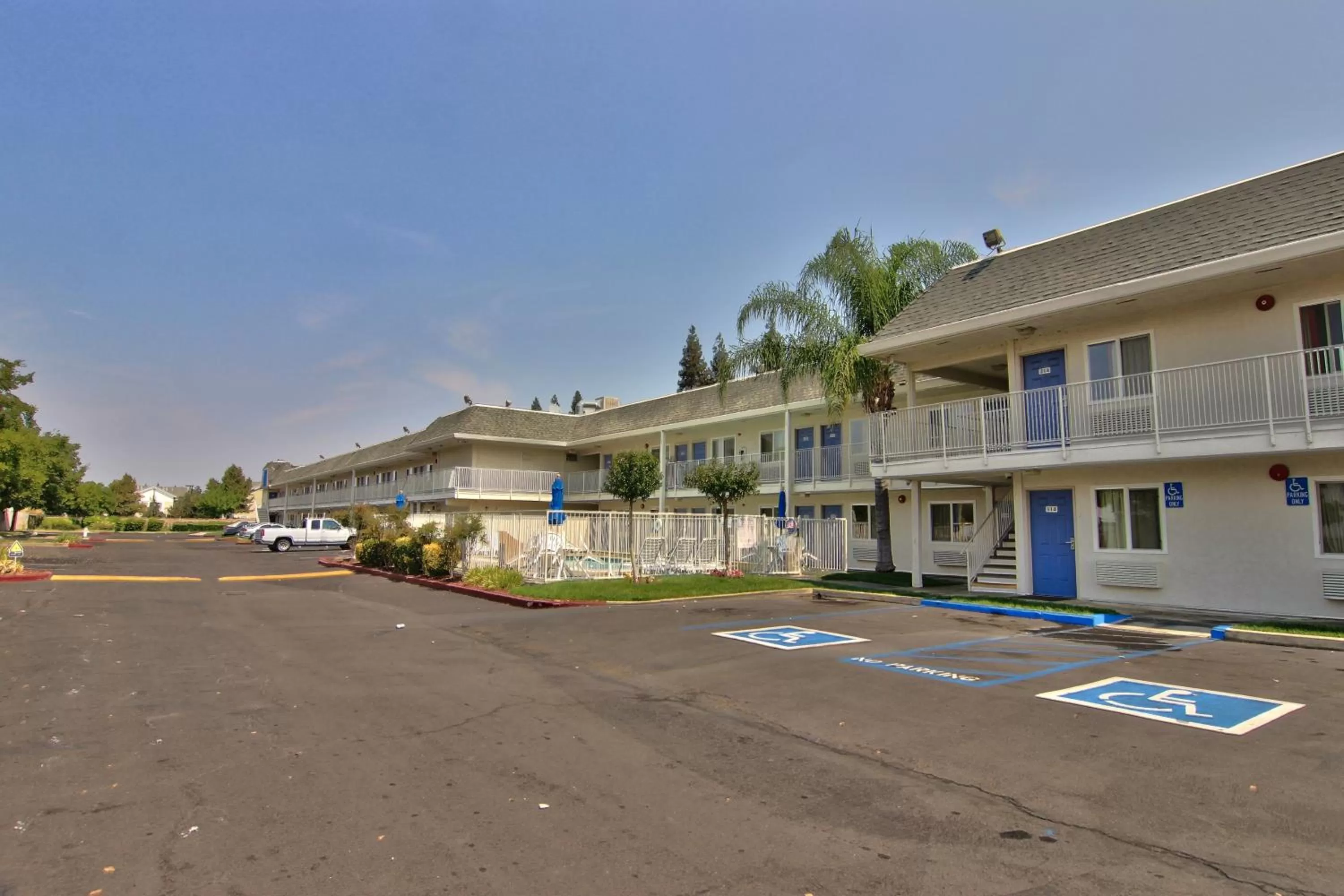 Facade/entrance in Motel 6-Sacramento, CA - South Sacramento and Elk Grove