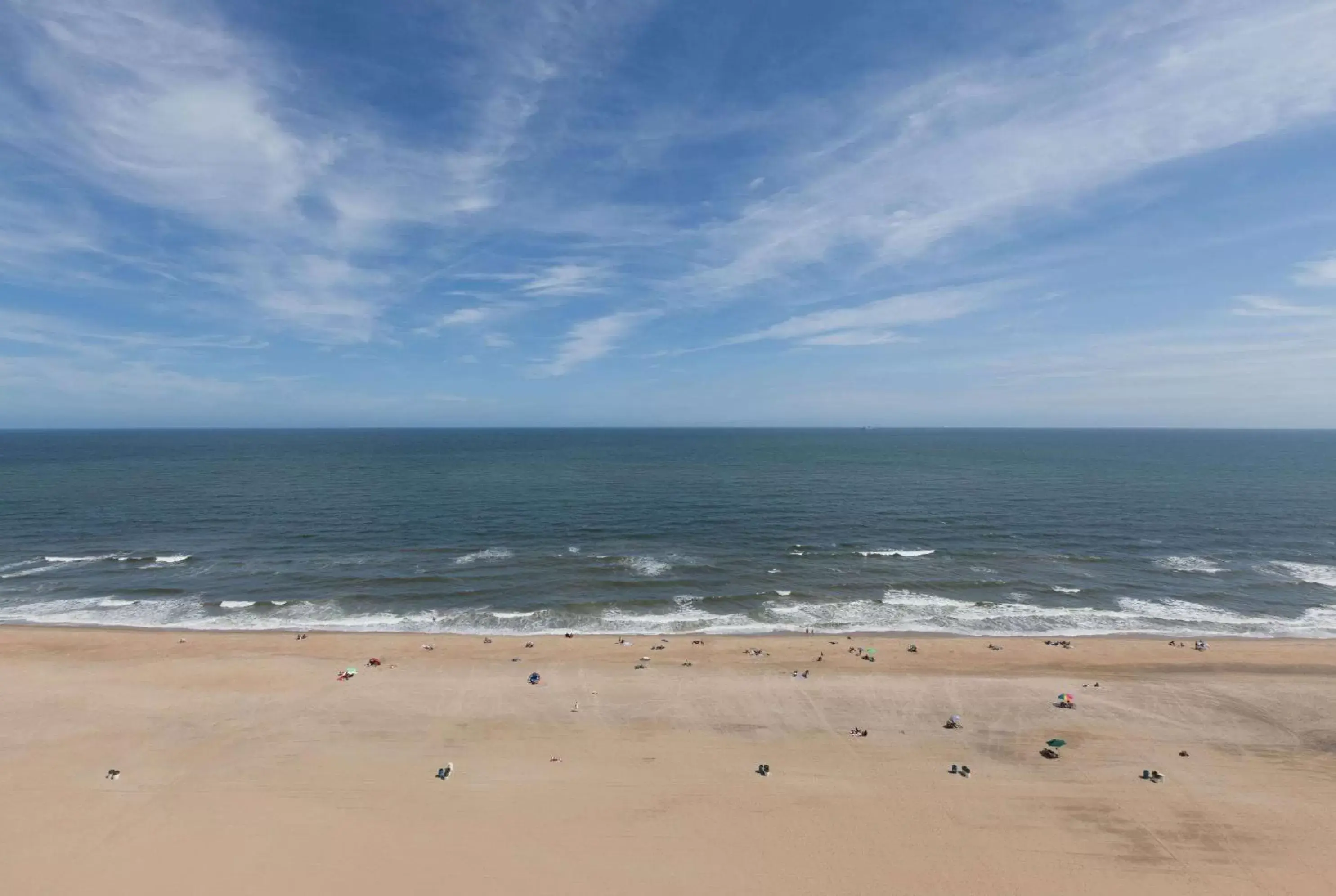 View (from property/room), Beach in Wyndham Virginia Beach Oceanfront