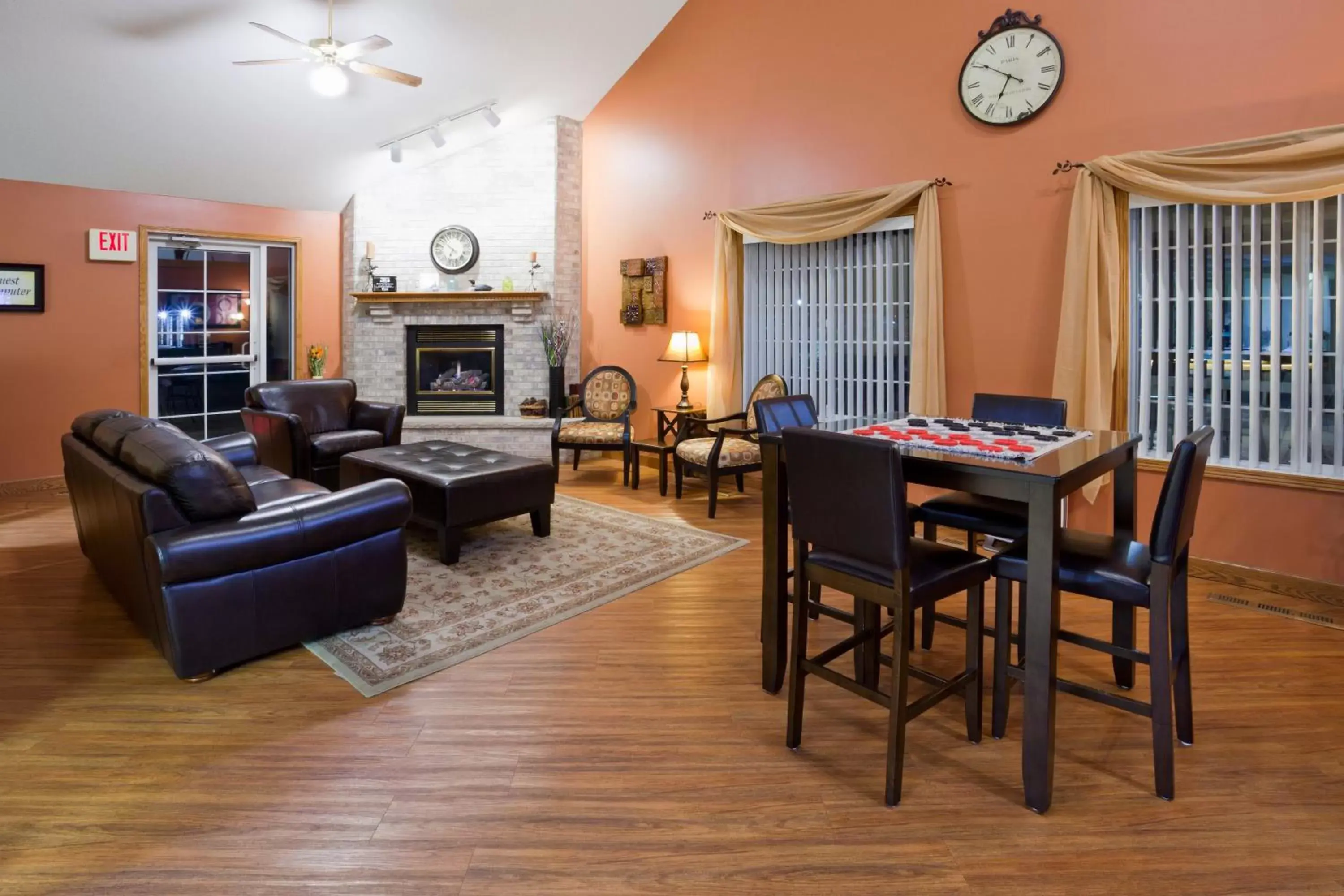 Lobby or reception in Paynesville Inn & Suites
