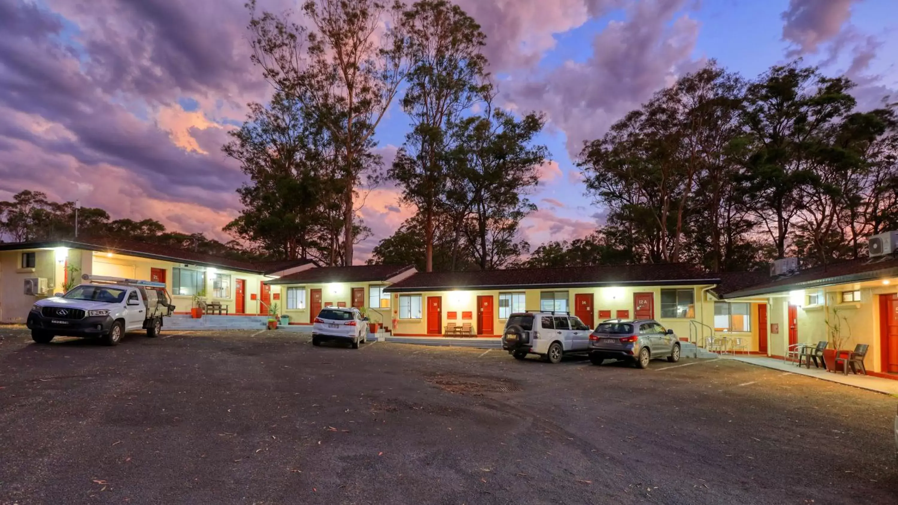 Parking, Property Building in Kempsey Powerhouse Motel