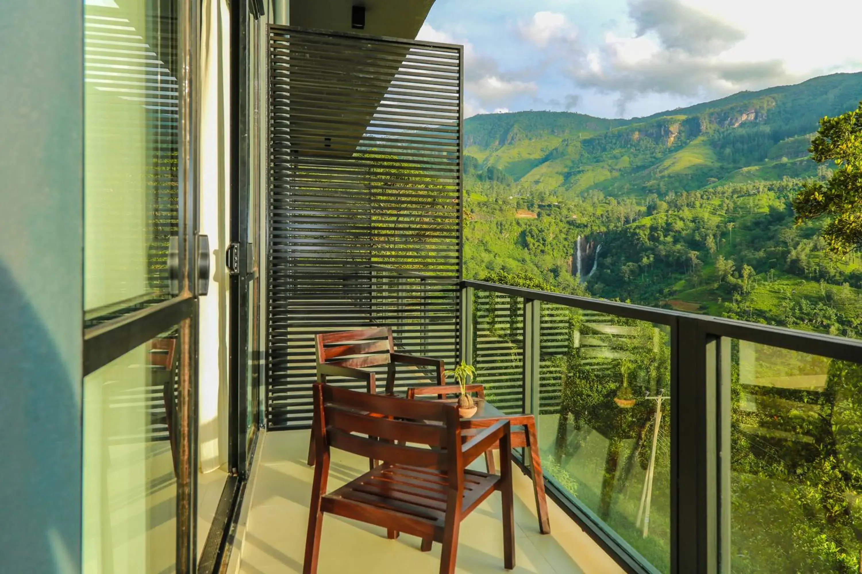 Balcony/Terrace in Oak Ray Hotel - Tea Bush Ramboda