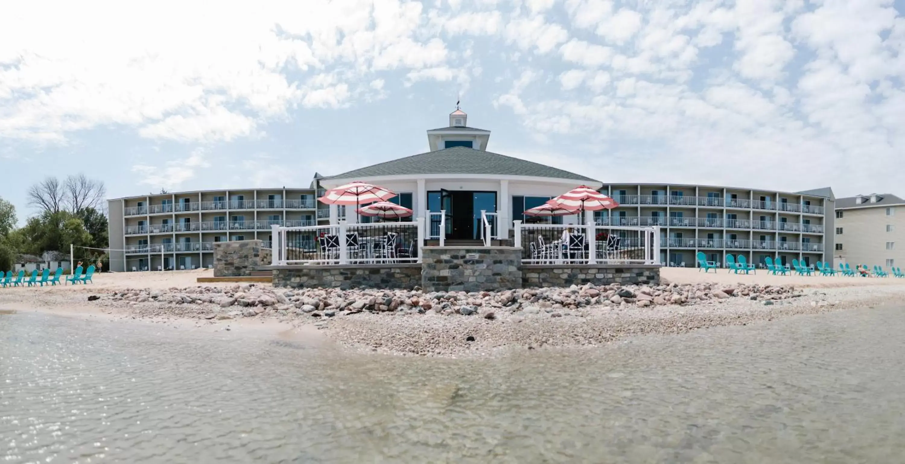 Breakers Resort - Lakeside Breakers Resort - Lakeside