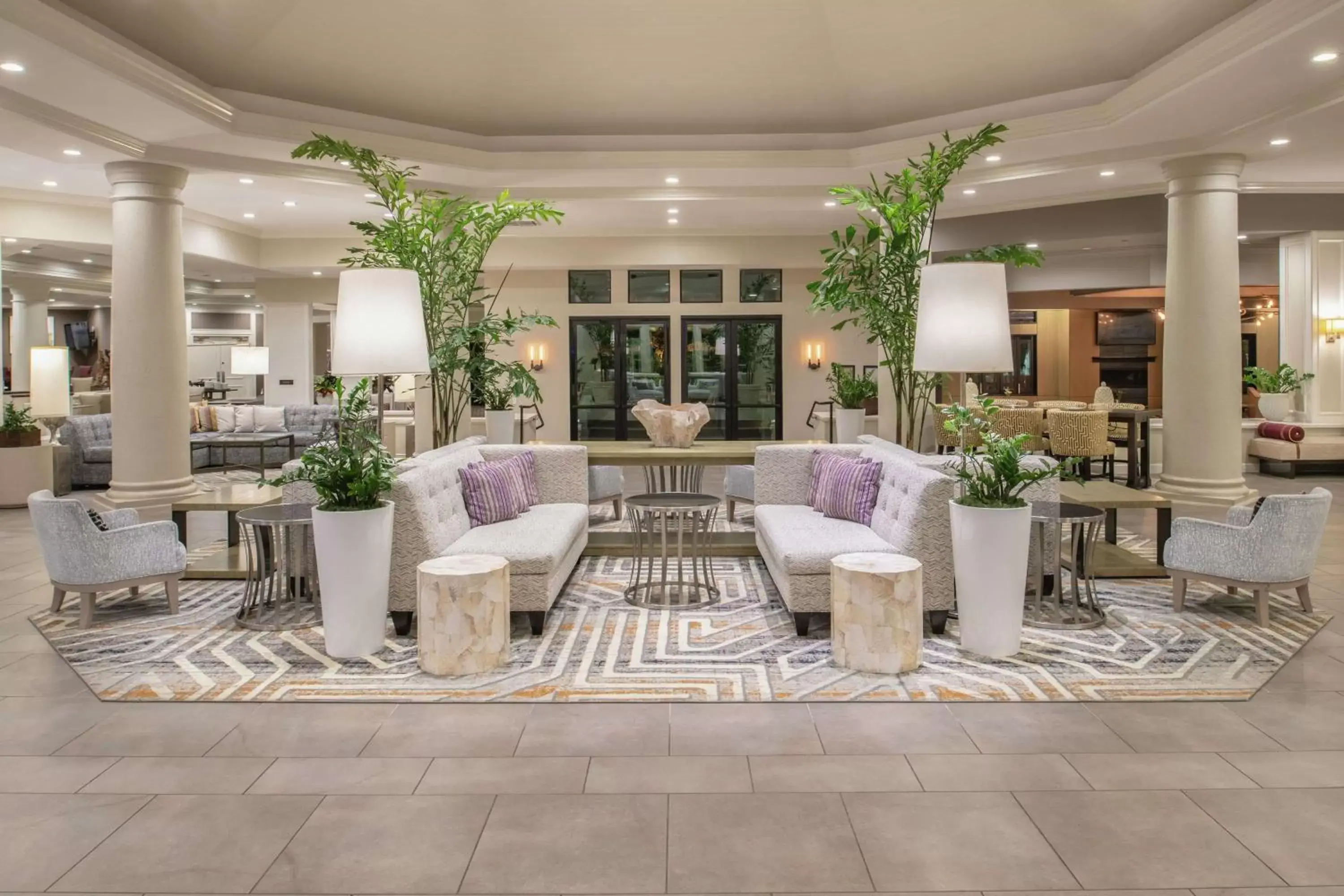 Lobby or reception, Restaurant/Places to Eat in Hilton San Diego/Del Mar