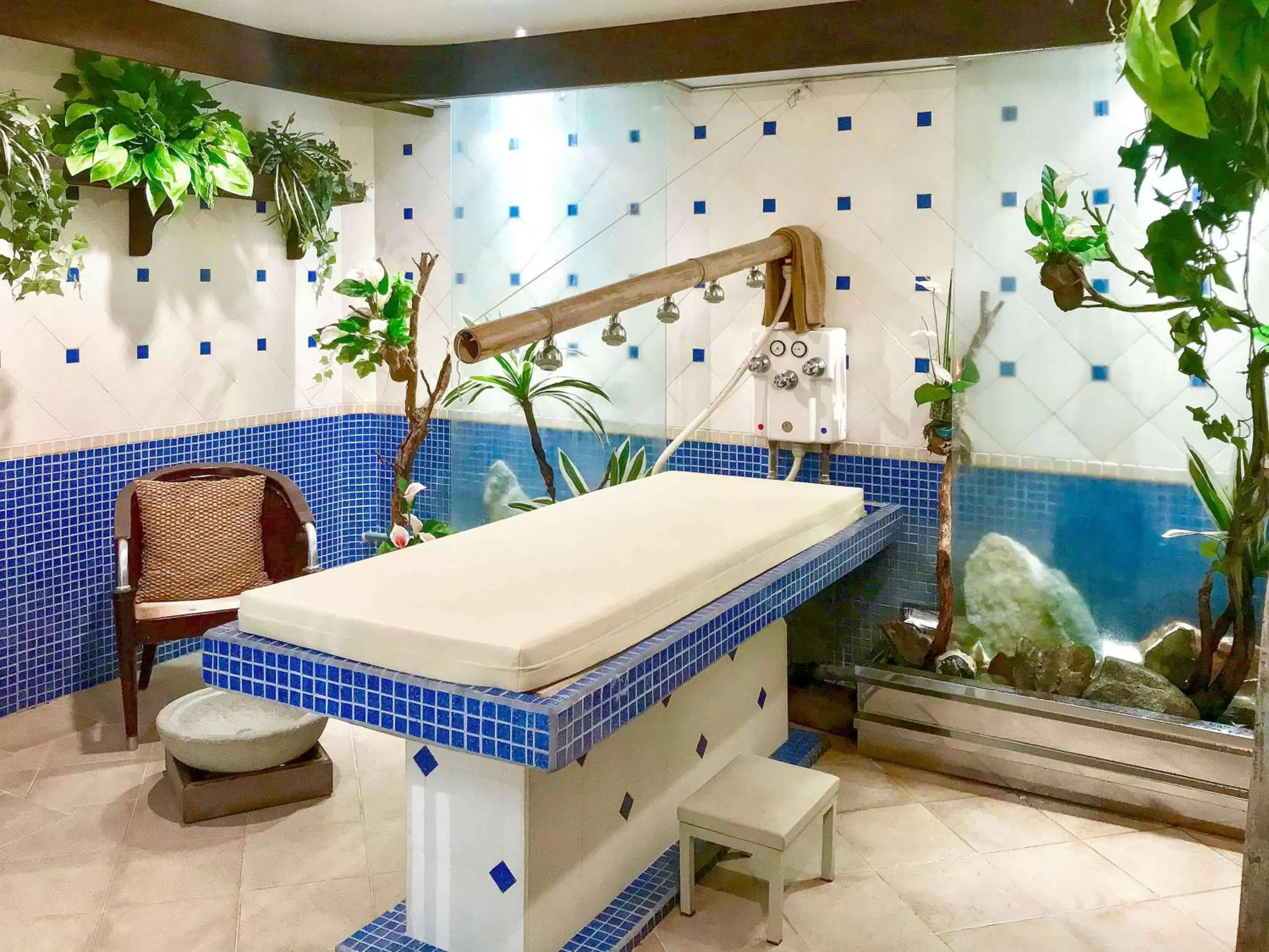 Spa and wellness centre/facilities, Bathroom in Swissotel Quito