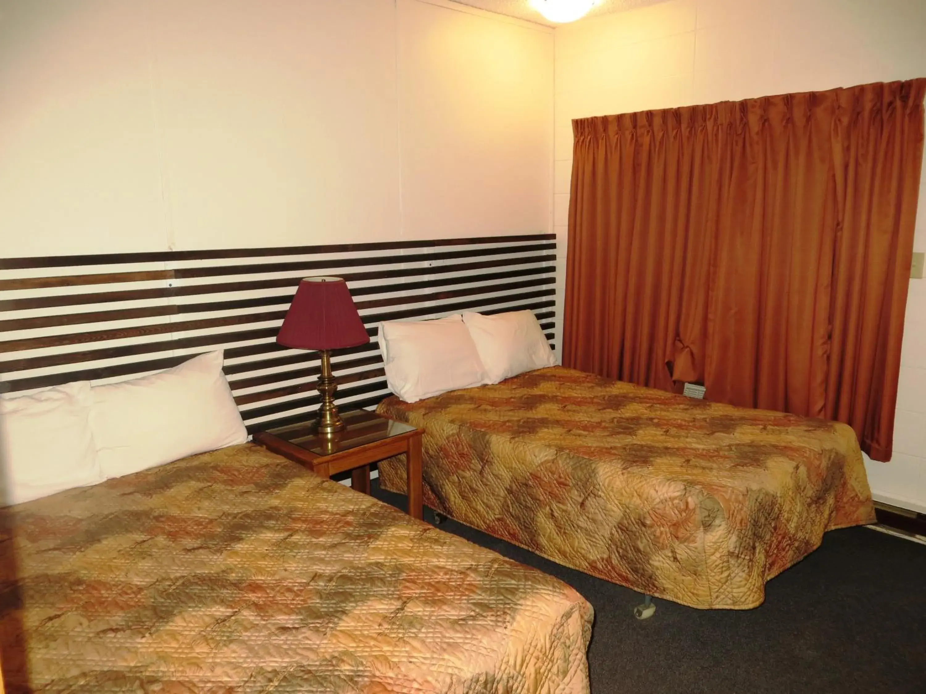 Room Photo in Macklin Motor Inn
