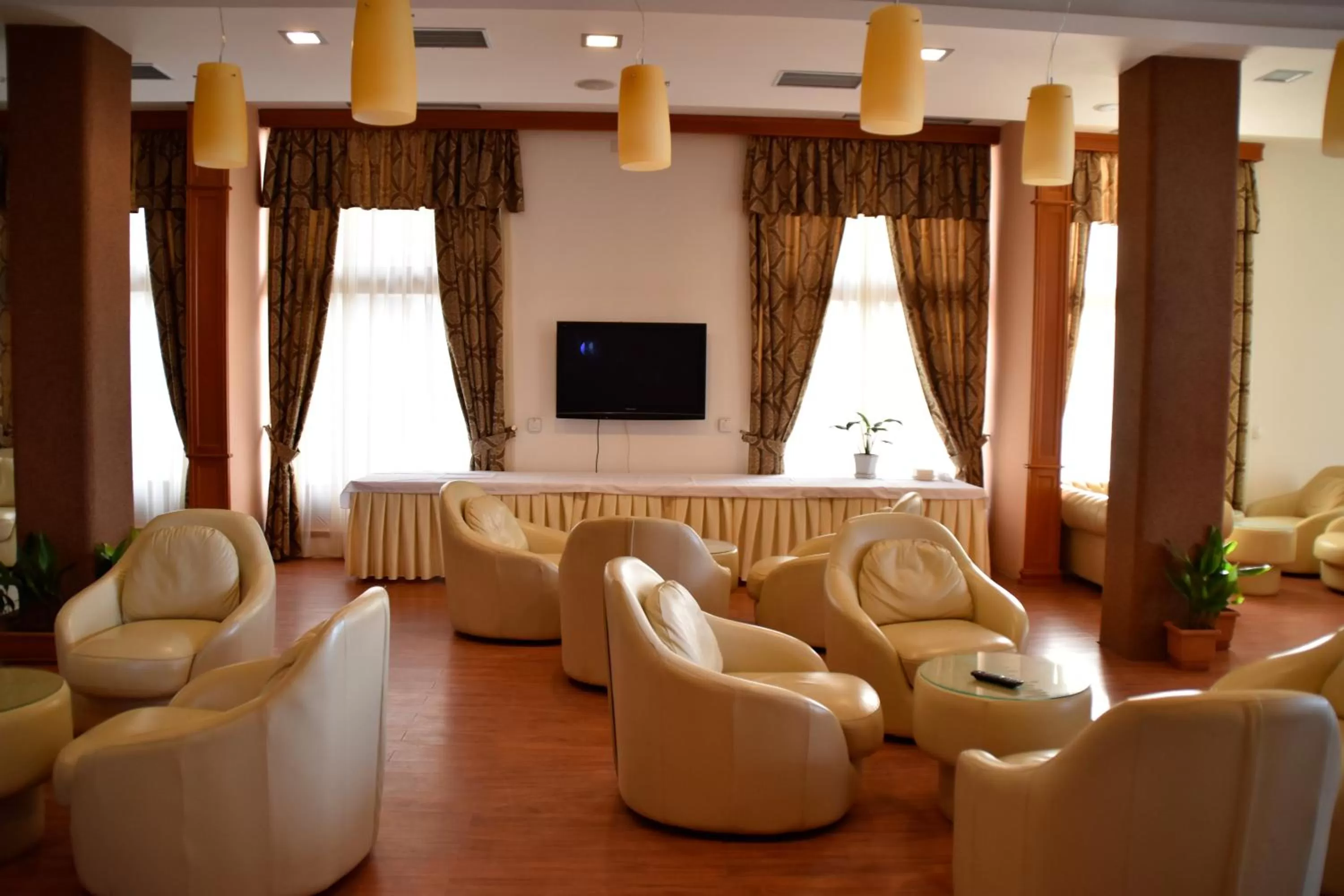 Lobby or reception, Seating Area in Hotel Millennium