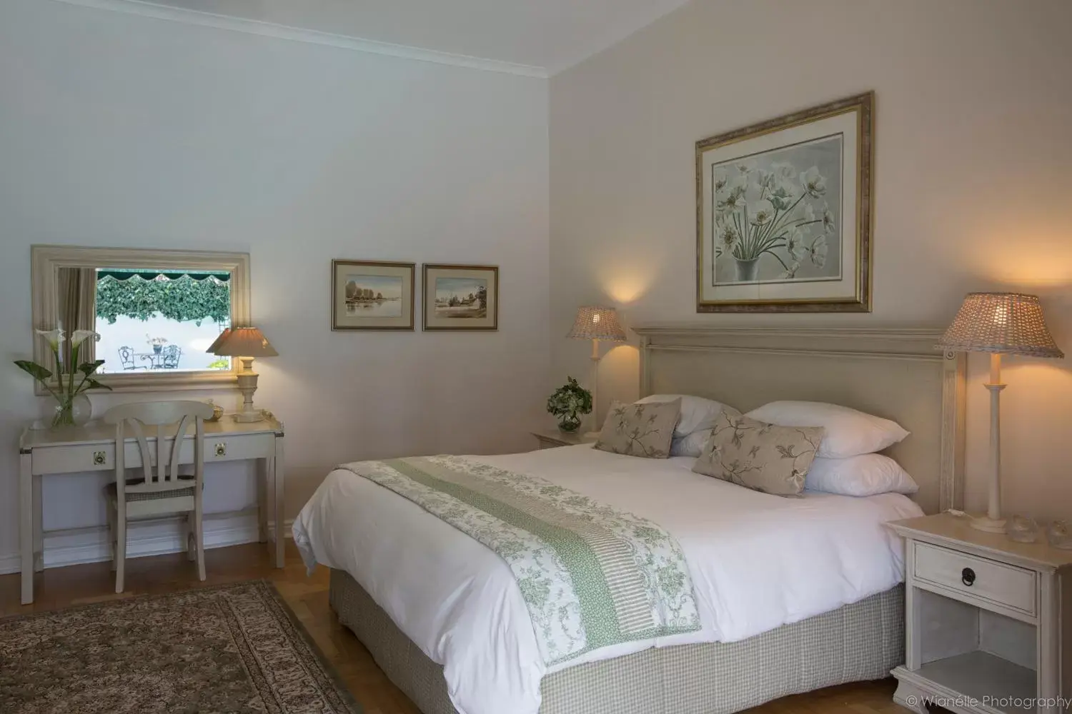 Bedroom, Bed in Carslogie House