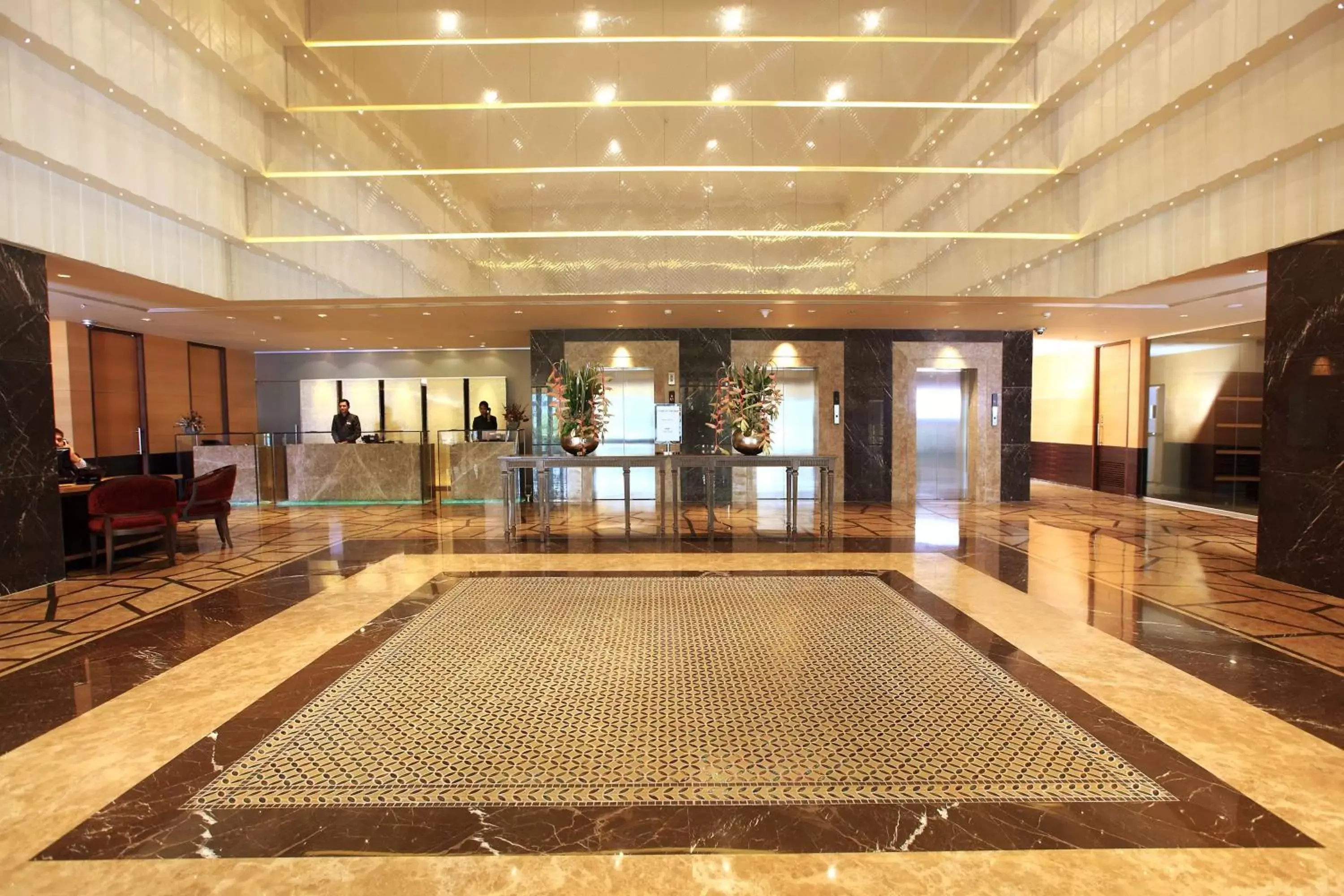 Lobby or reception, Swimming Pool in Radisson Blu Hotel Chennai City Centre