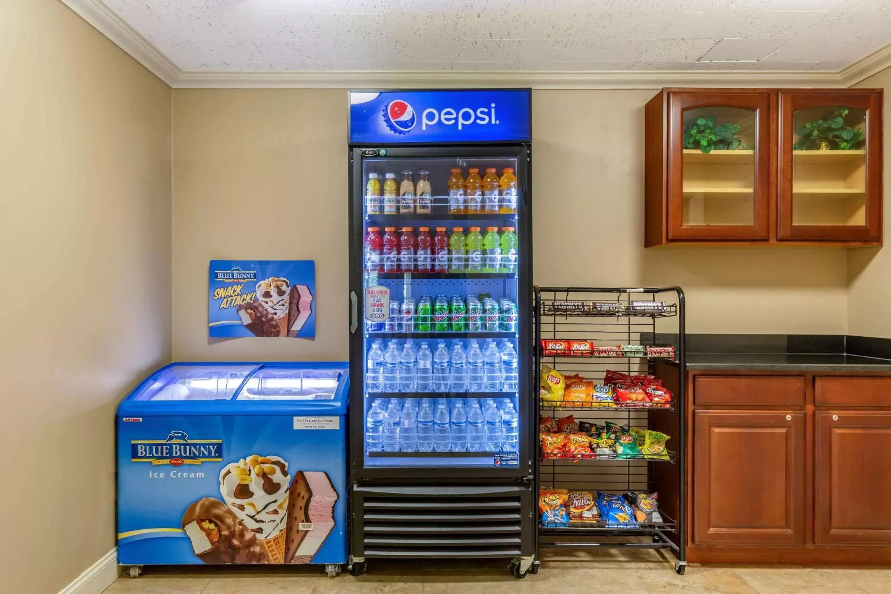 Other, Supermarket/Shops in Comfort Inn Rockland - Boston