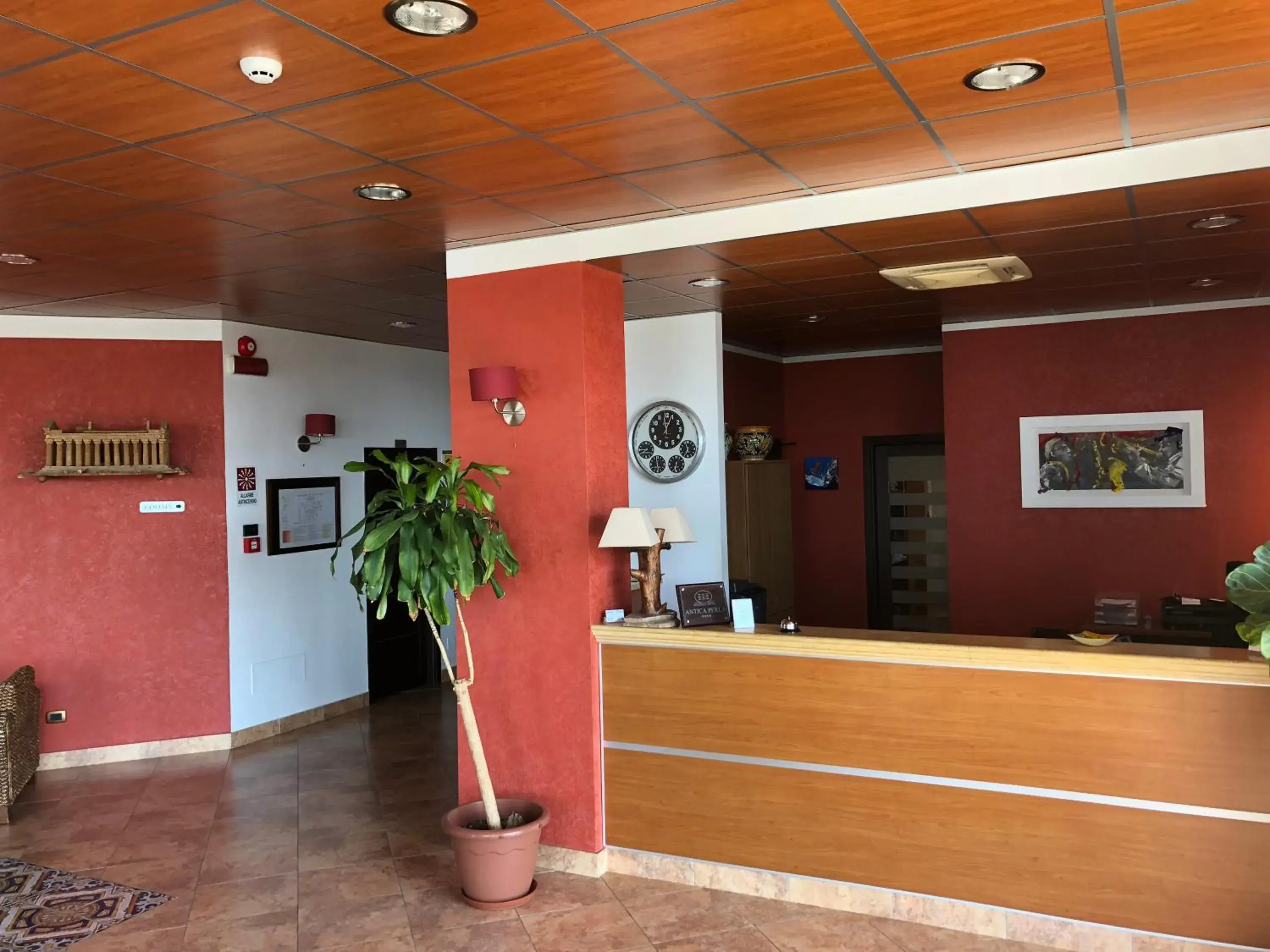 Lobby/Reception in Residence Hotel Antica Perla