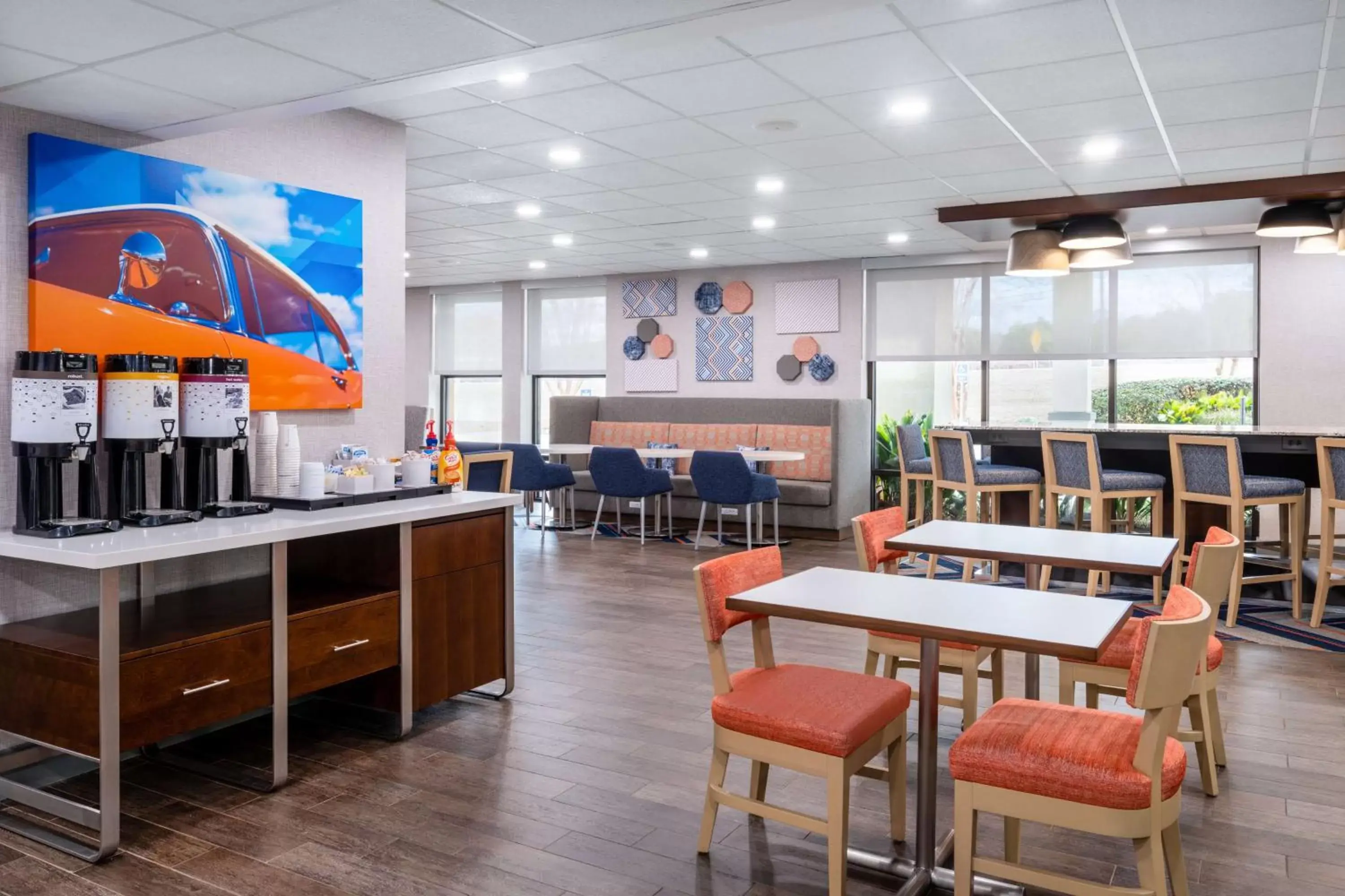 Lobby or reception, Restaurant/Places to Eat in Hampton Inn Auburn