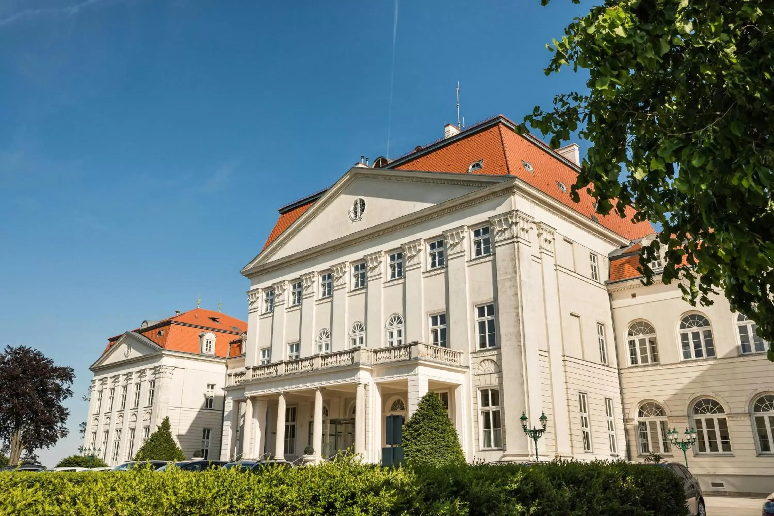 Property Building in Austria Trend Hotel Schloss Wilhelminenberg Wien