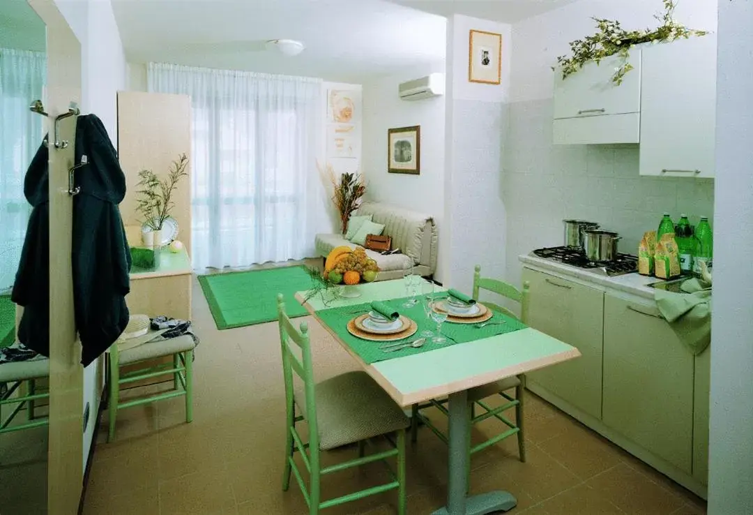 Living room, Dining Area in Residence Viale Venezia