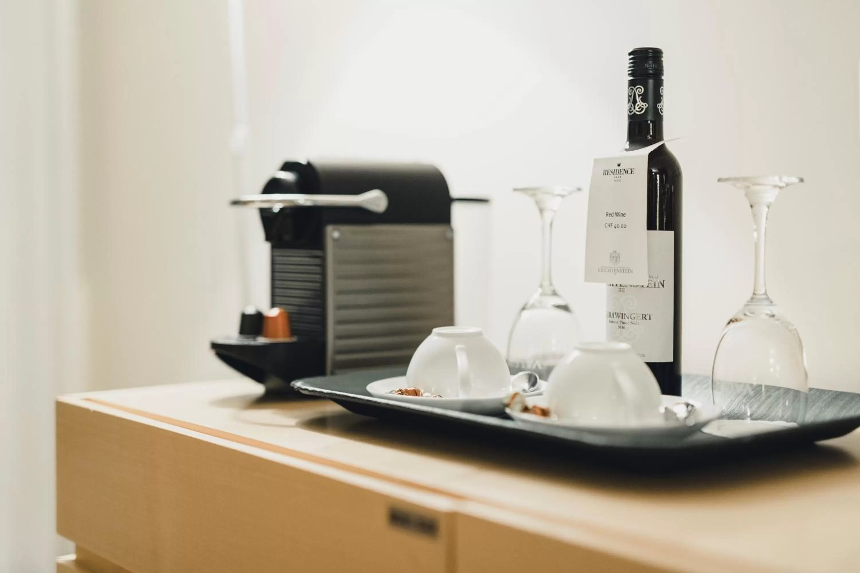 Coffee/tea facilities in Residence Hotel