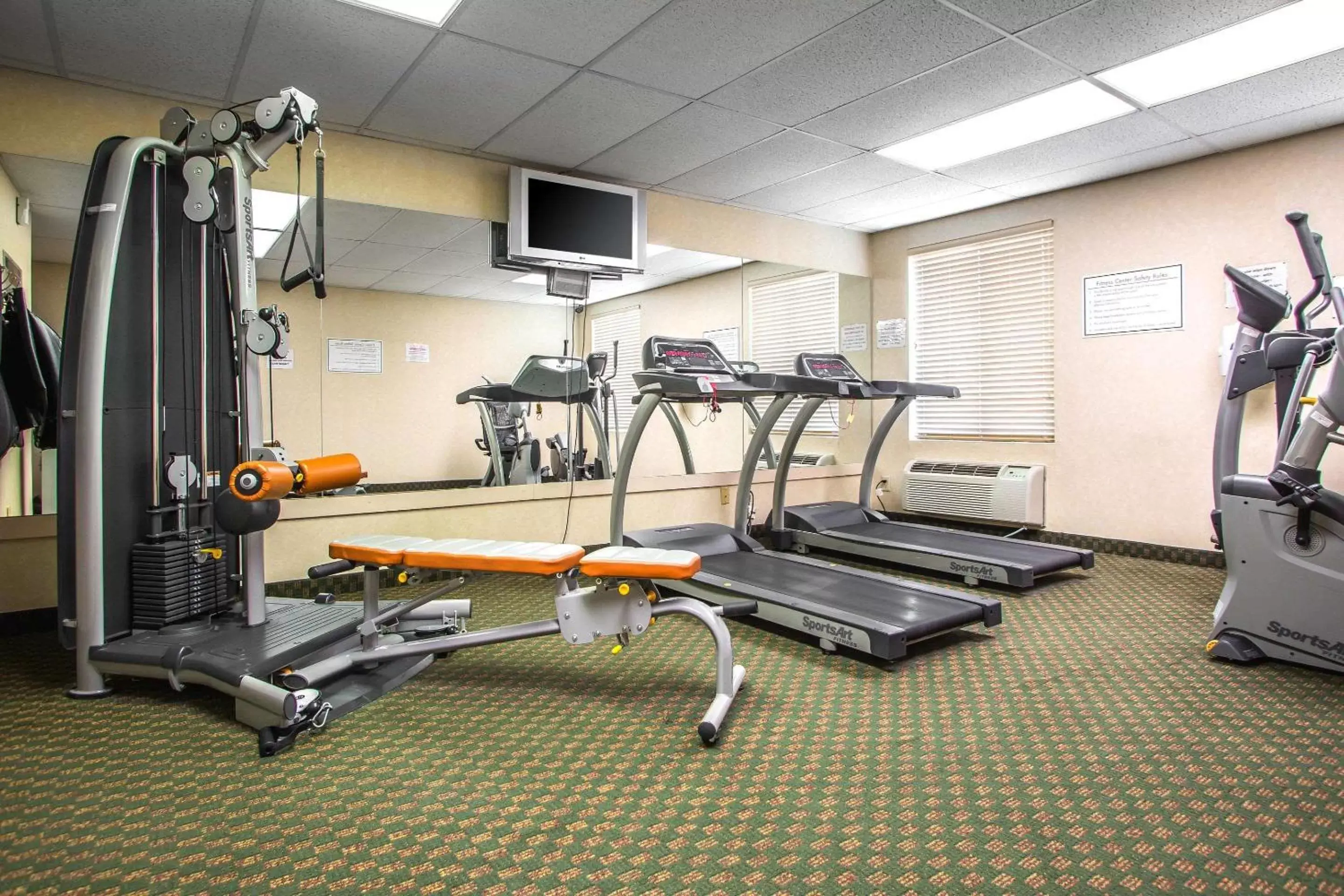 Fitness centre/facilities, Fitness Center/Facilities in Clarion Hotel & Conference Center Toms River