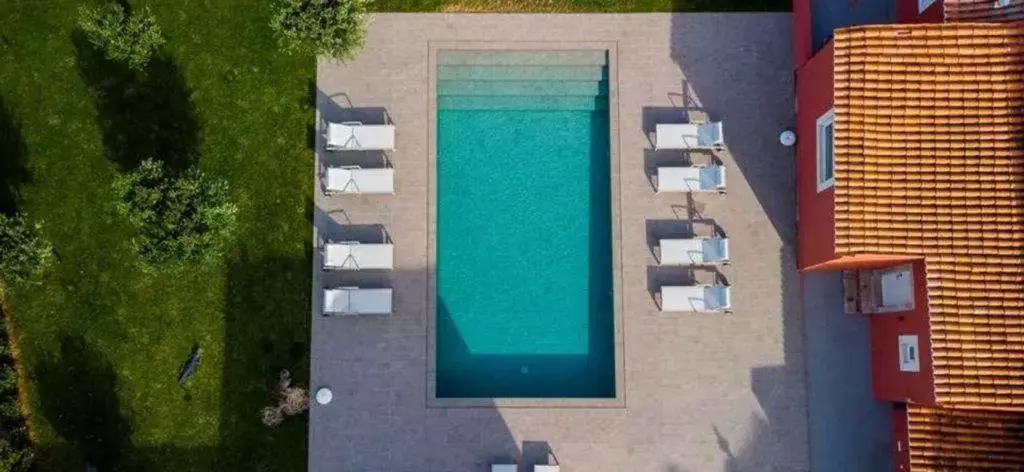 Pool View in Paço do Bispo Boutique House