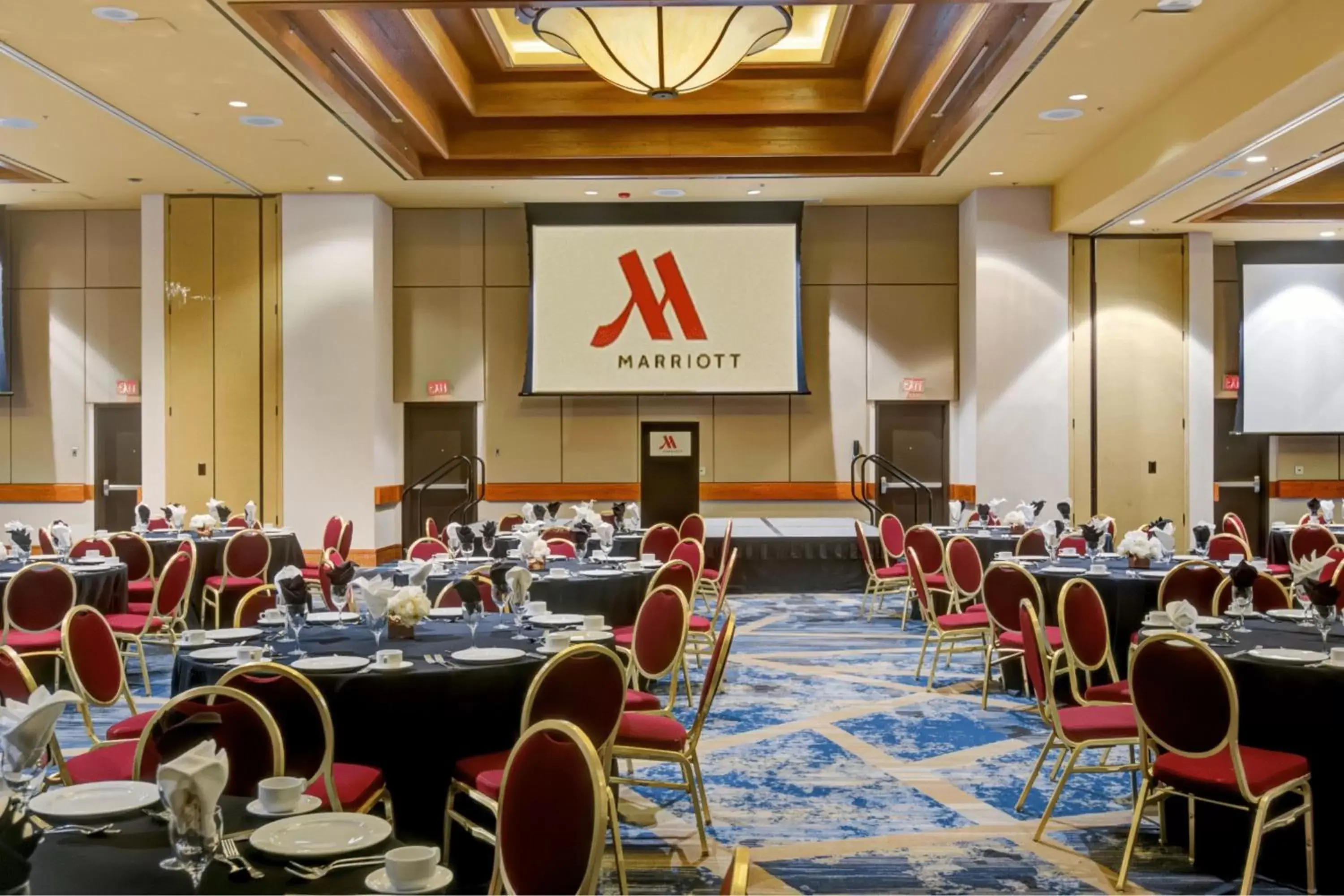 Meeting/conference room, Restaurant/Places to Eat in Tulsa Marriott Southern Hills