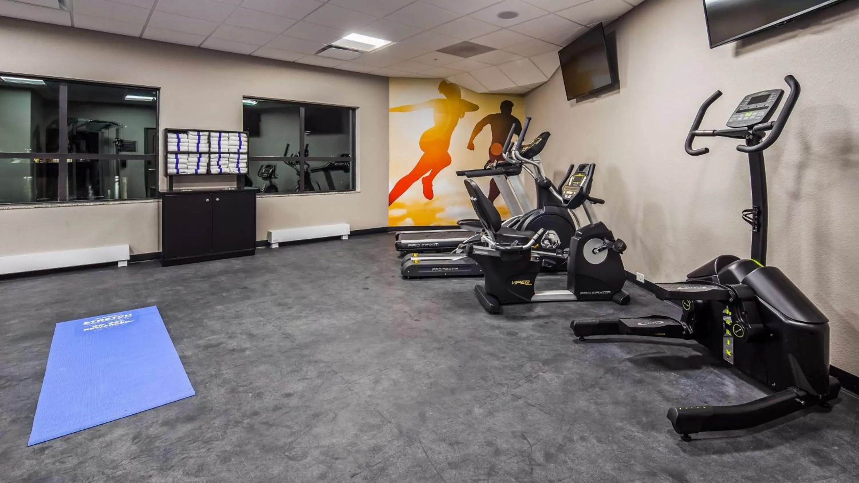 Fitness centre/facilities, Fitness Center/Facilities in Best Western Premier Ankeny Hotel
