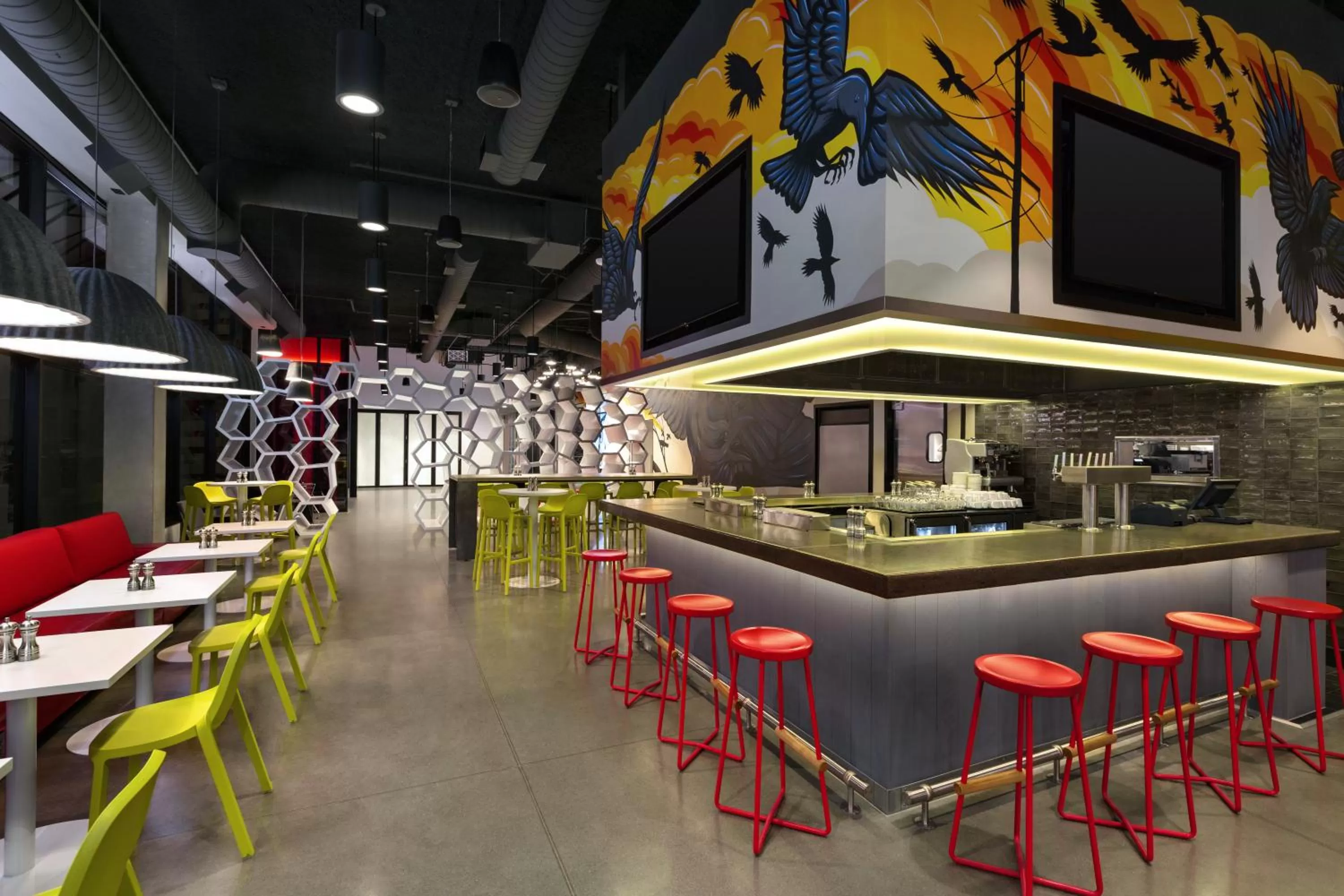 Lounge or bar in Radisson Red Minneapolis Downtown