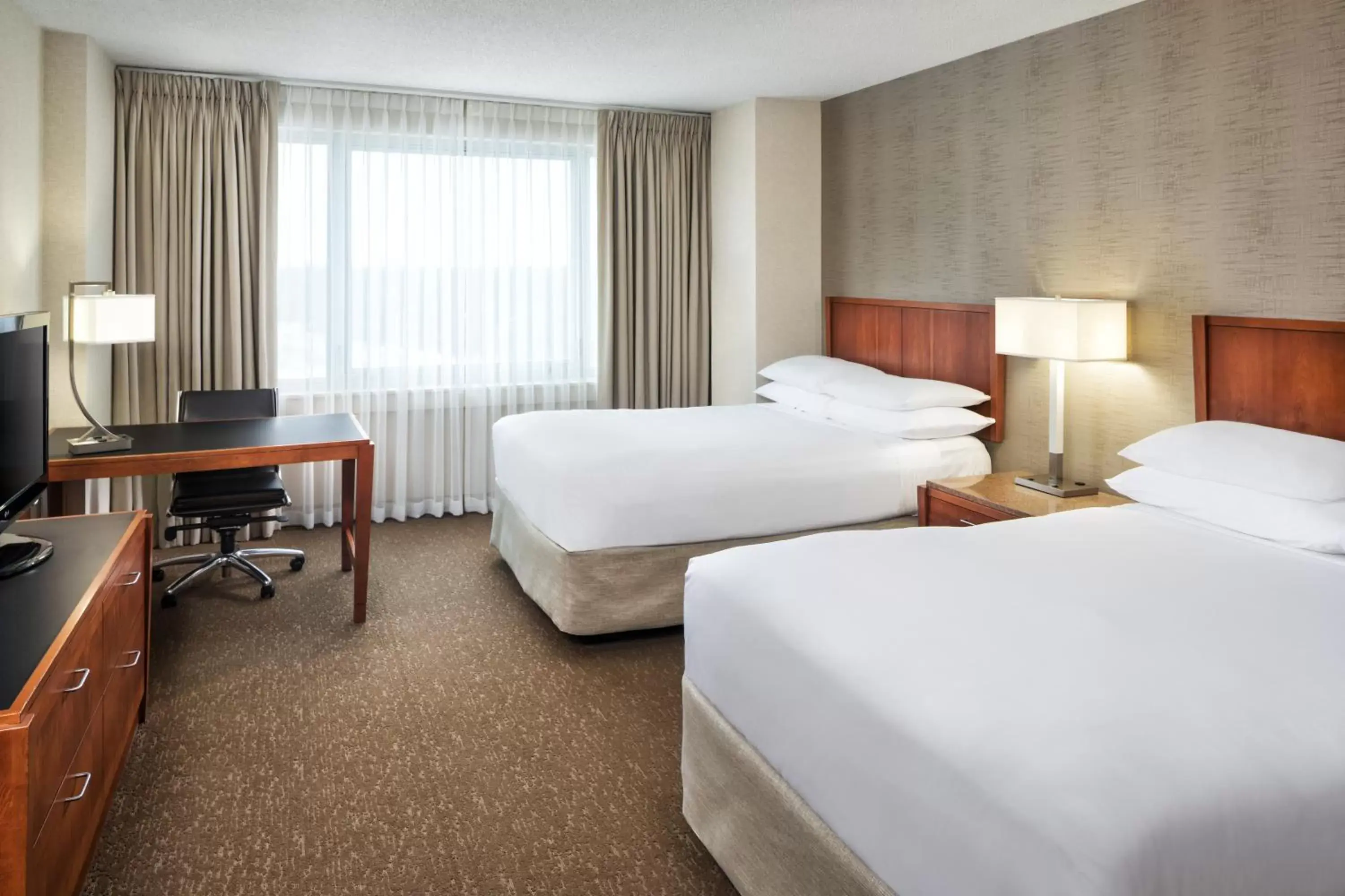 Double Room with Two Double Beds - High Floor in Hyatt Rosemont Near O'Hare Double Room with Two Double Beds - High Floor in Hyatt Rosemont Near O'Hare