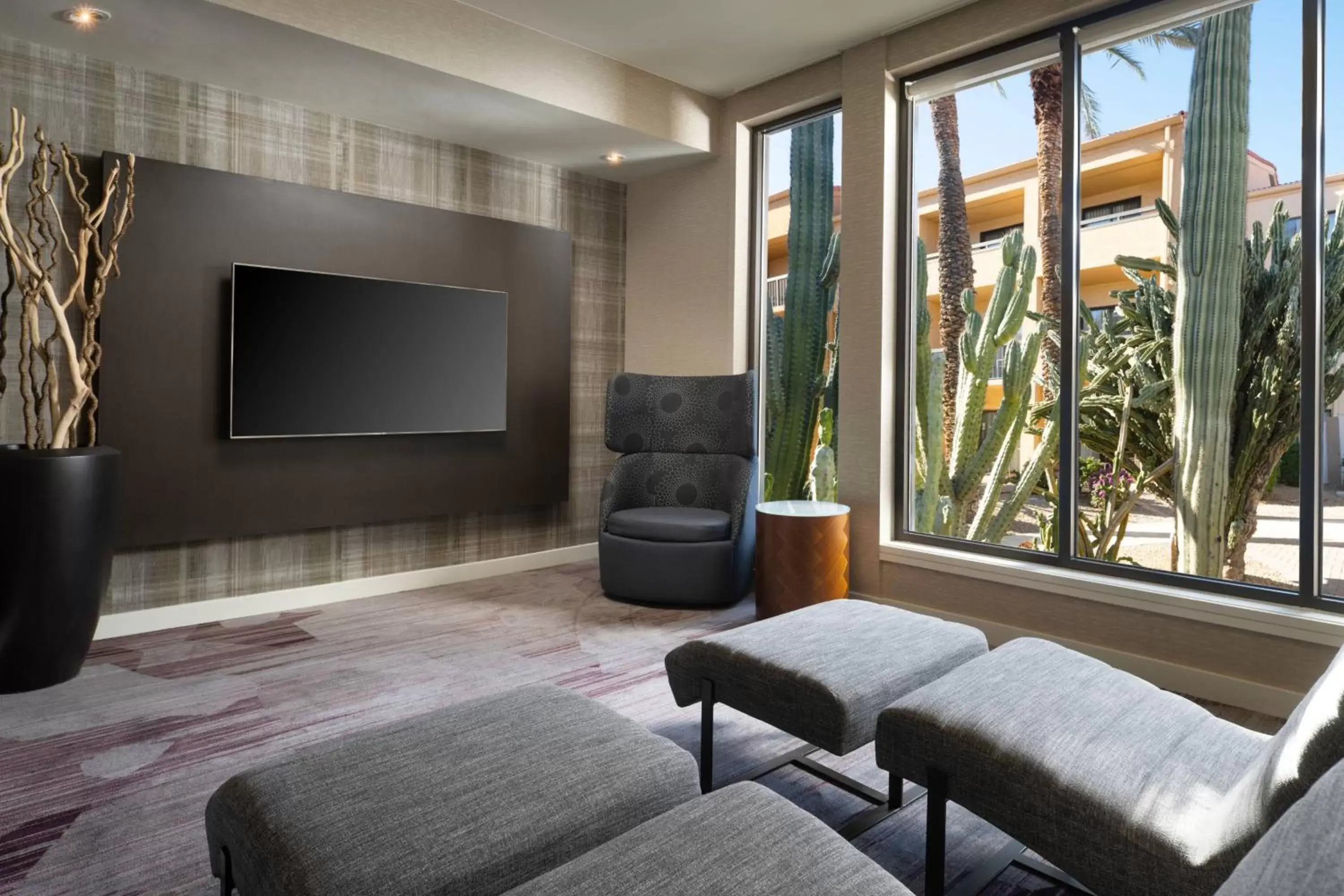 Lobby or reception, TV/Entertainment Center in Courtyard by Marriott Phoenix Mesa