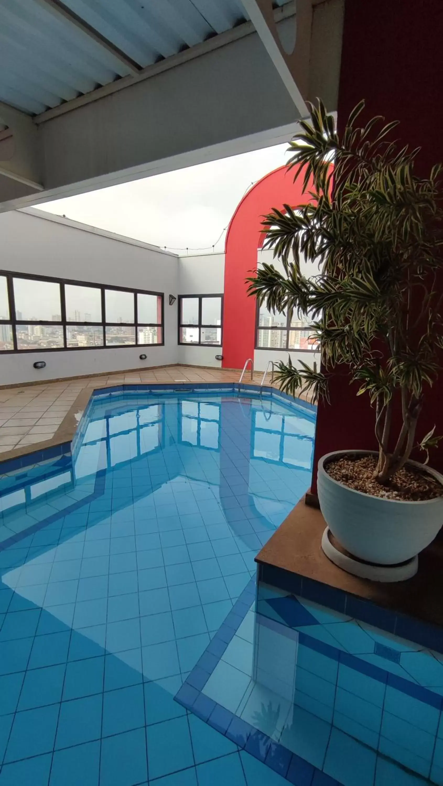 Pool view, Swimming Pool in New Life Piracicaba by Atlantica